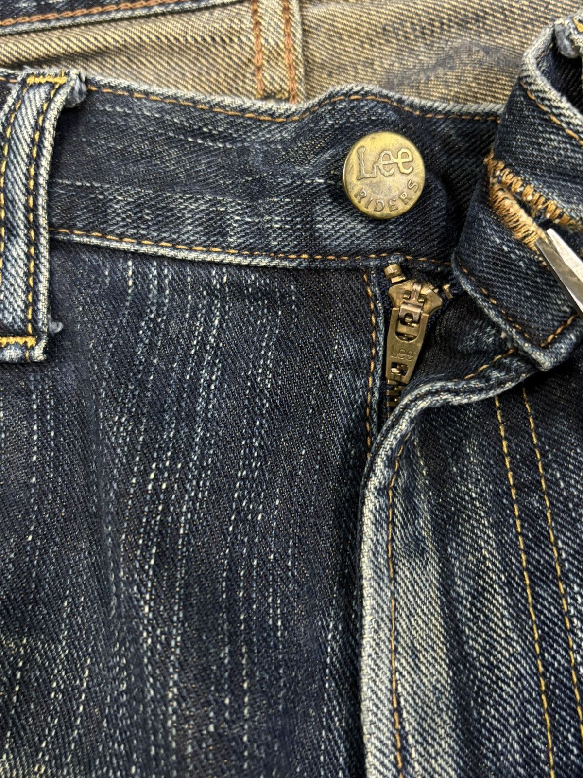 Lee Vintage Lee Riders Japan Faded Whiskers Clawmark Jeans Size US 32 / EU 48 - 16 Thumbnail