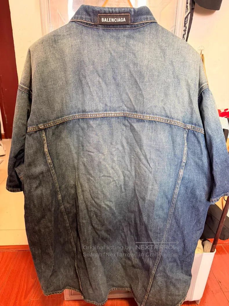 Balenciaga Balenciaga Oversized Washed Denim Shirt Short Sleeve Size US M / EU 48-50 / 2 - 3 Thumbnail