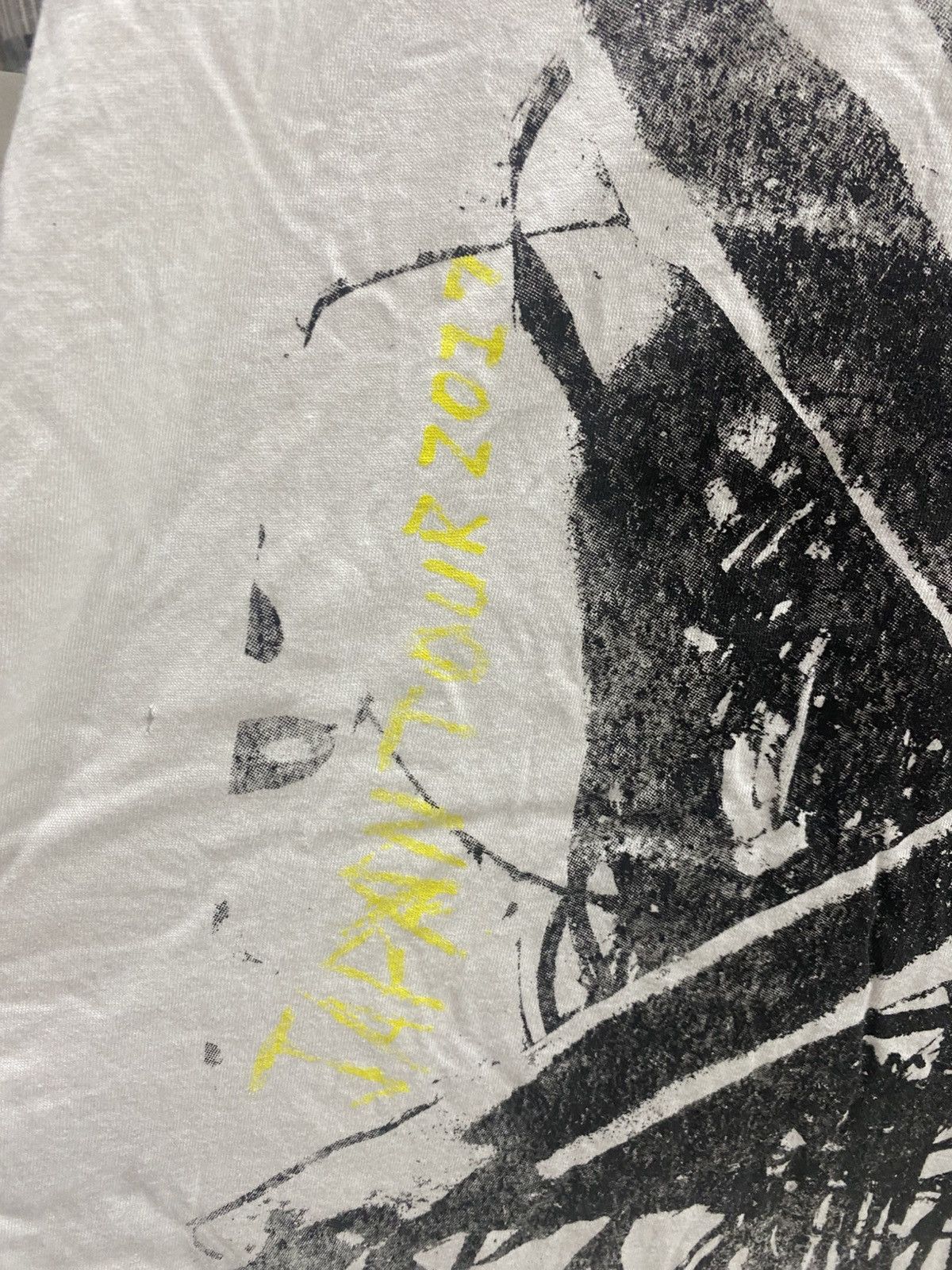 Band Tees ONE OK ROCK 2017 JAPAN TOUR TSHIRT Size US M / EU 48-50 / 2 - 12 Thumbnail