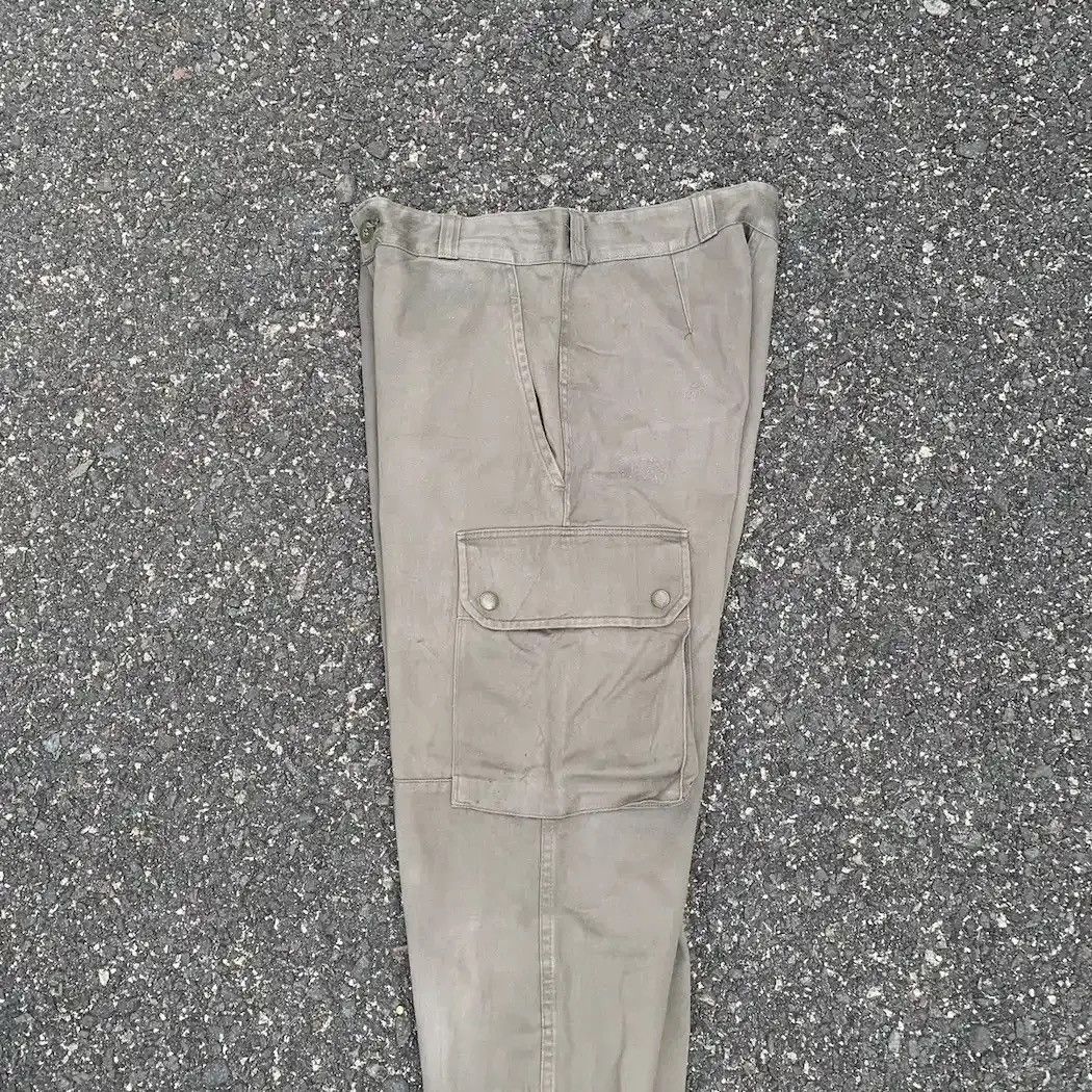 Jungles VINTAGE 1987 SOCOVET FRENCH ARMY CROPPED CARGO TACTICAL PANT Size US 28 / EU 44 - 11 Thumbnail