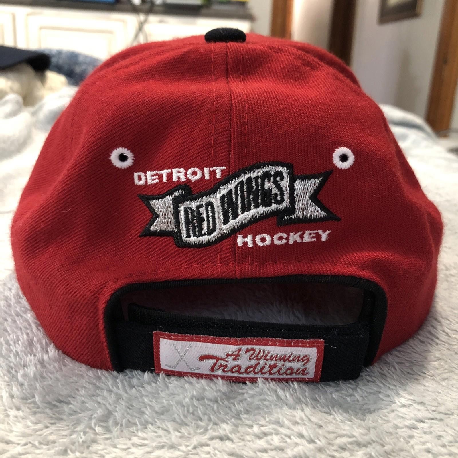 Zephyr 10 Time Stanley Cup Champions Detroit Red Wings Hat Zephyr Size ONE SIZE - 3 Thumbnail