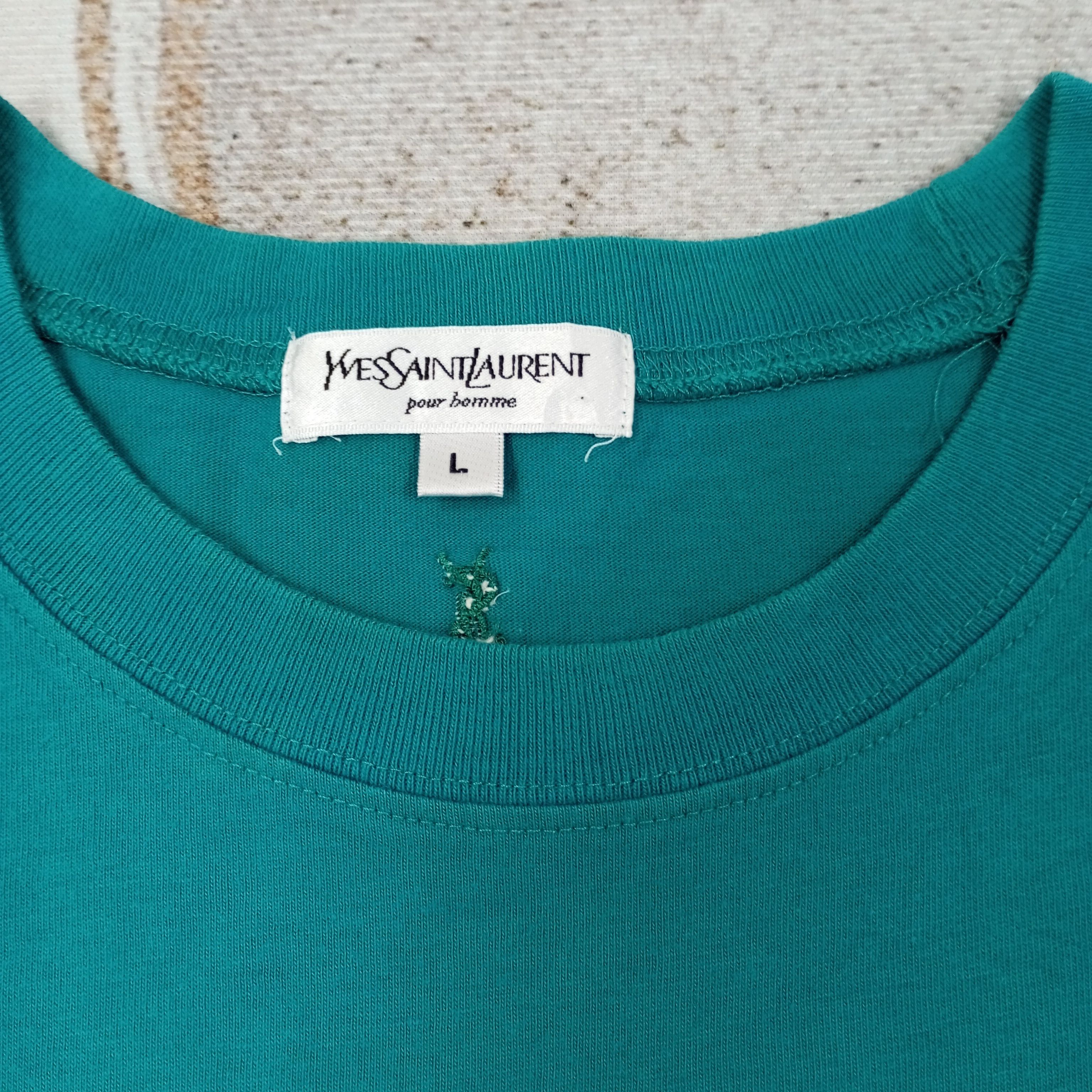 Yves Saint Laurent Yves Saint Laurent Italian Brand Tshirt C239N21 Size US L / EU 52-54 / 3 - 3 Thumbnail