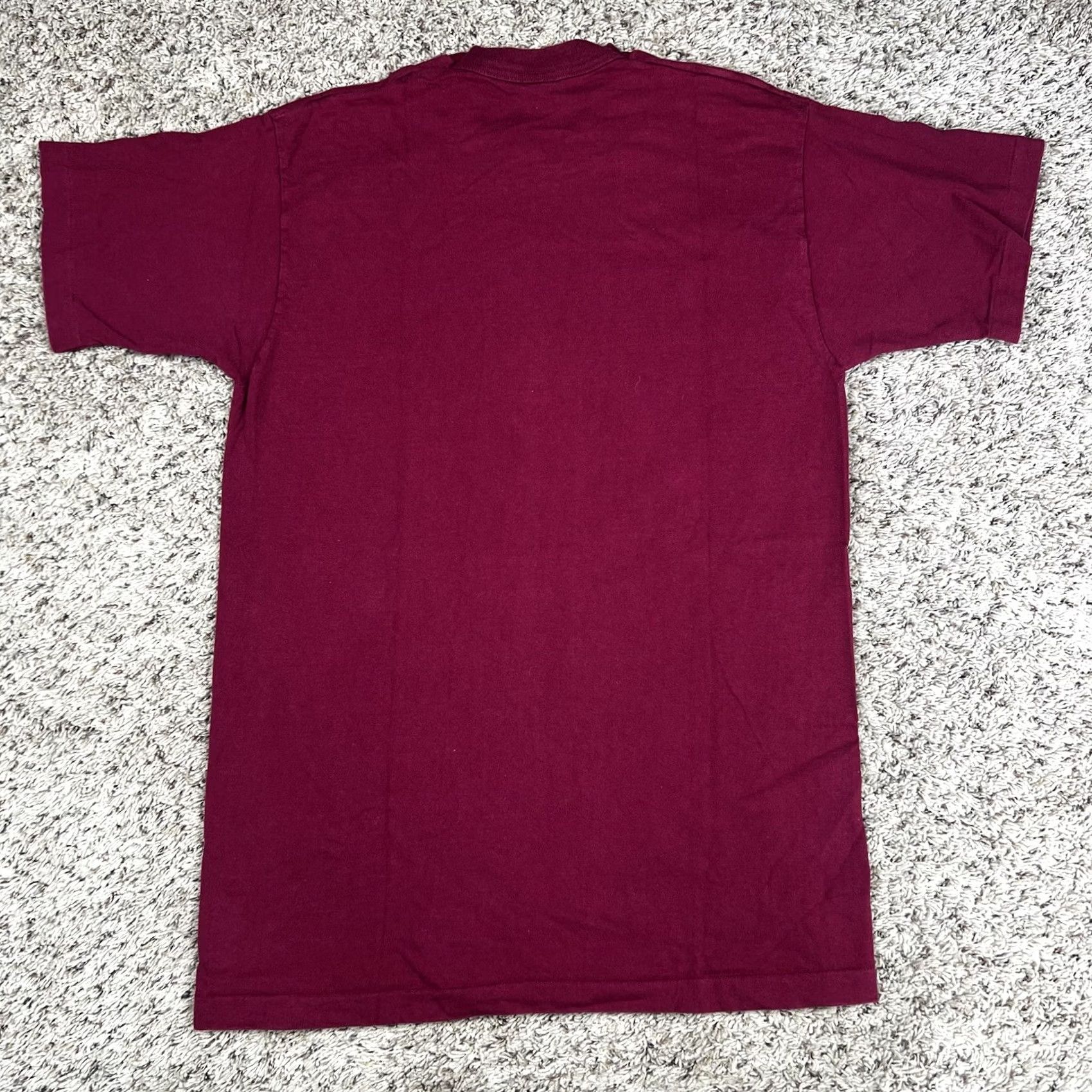 Fruit Of The Loom VINTAGE Lake Geneva Wisconsin Graphic Single Stitch T-Shirt Large Made USA Nike Shirt? Size US L / EU 52-54 / 3 - 3 Thumbnail