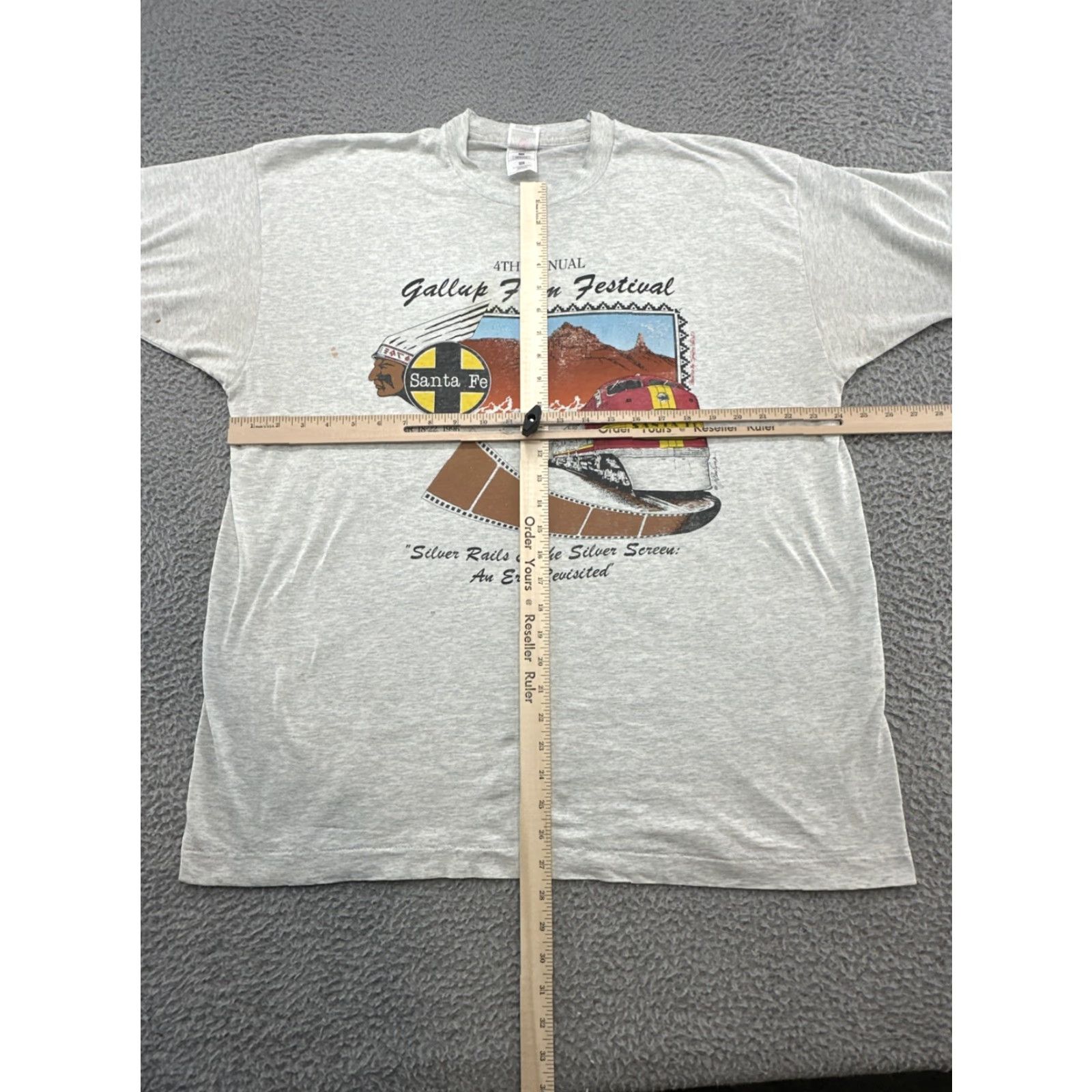 Vintage VINTAGE Festival Gallup Film Festival Shirt Men 2XL Gray Crew Neck Short Sleeve Size US XXL / EU 58 / 5 - 7 Thumbnail
