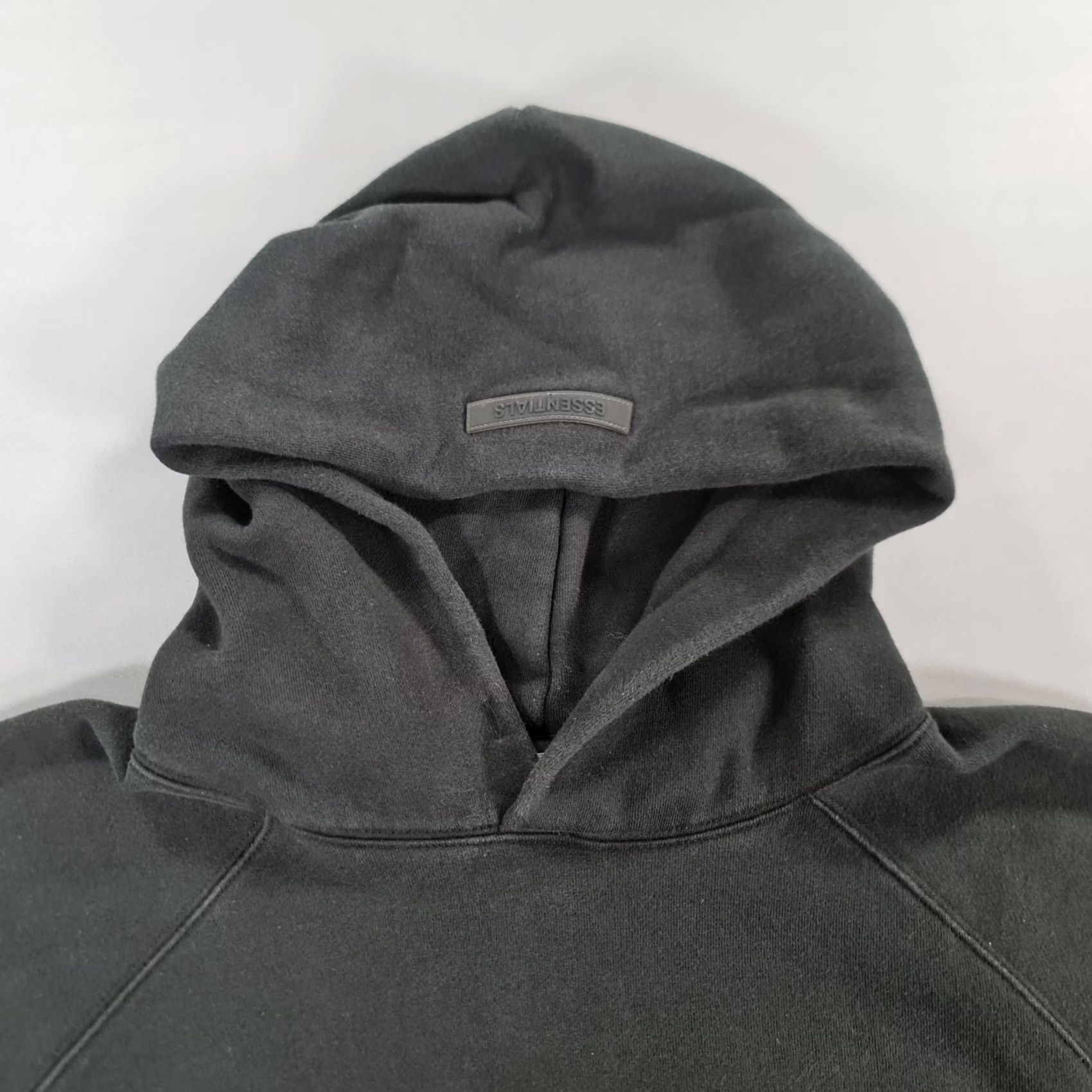 Fear of God Fear Of God Essentials Hoodie Mens Black M Oversized Boxy Fit Fleece Logo Kangaroo Pocket 100% Cotton Pullover 100% Cotton Size US M / EU 48-50 / 2 - 2 Thumbnail