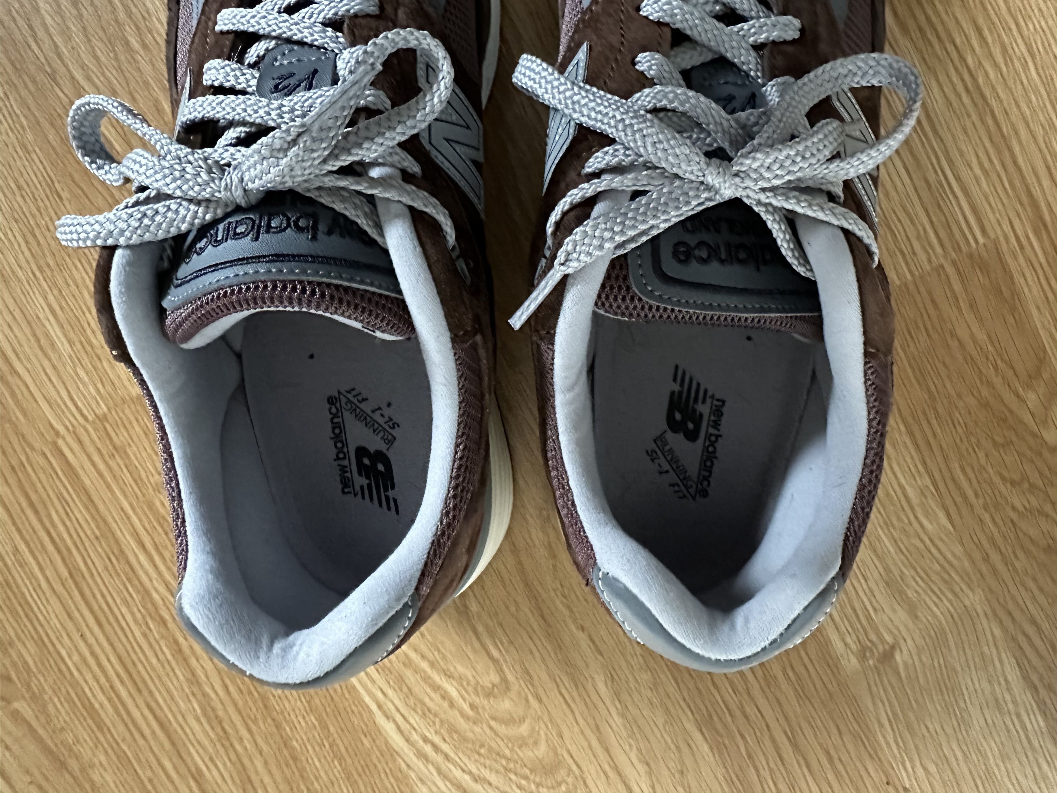 New Balance Made in UK 991v2 (U991BR2) Size US 10.5 / EU 43-44 - 10 Thumbnail