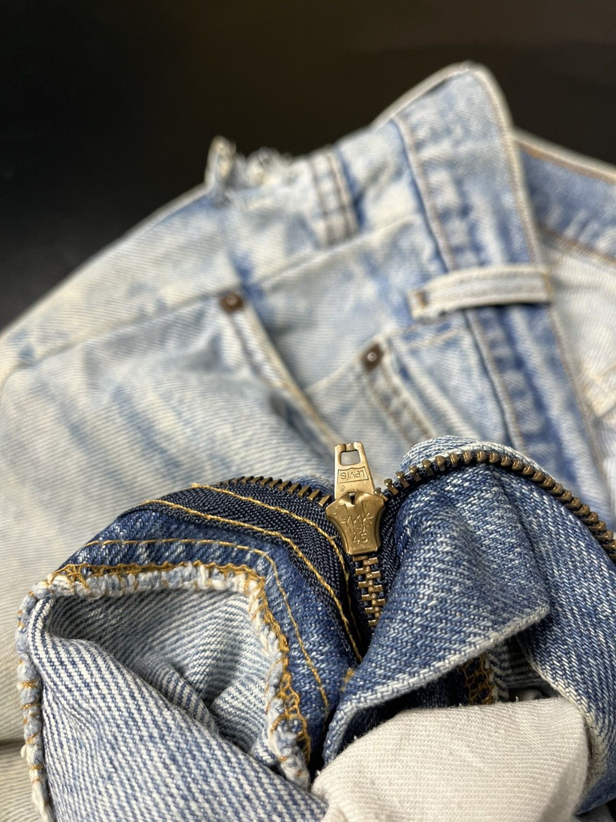 Levi's × Levi's Vintage Clothing 80s Vintage Levis 20517 Orange Tab Distressed Jeans Size US 32 / EU 48 - 14 Thumbnail