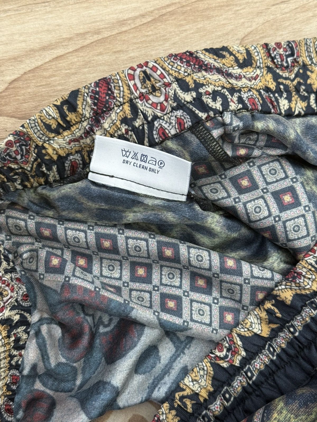 Pierre-Louis Mascia Pierre-Louis Mascia Silk Shorts Size US 31 - 9 Thumbnail