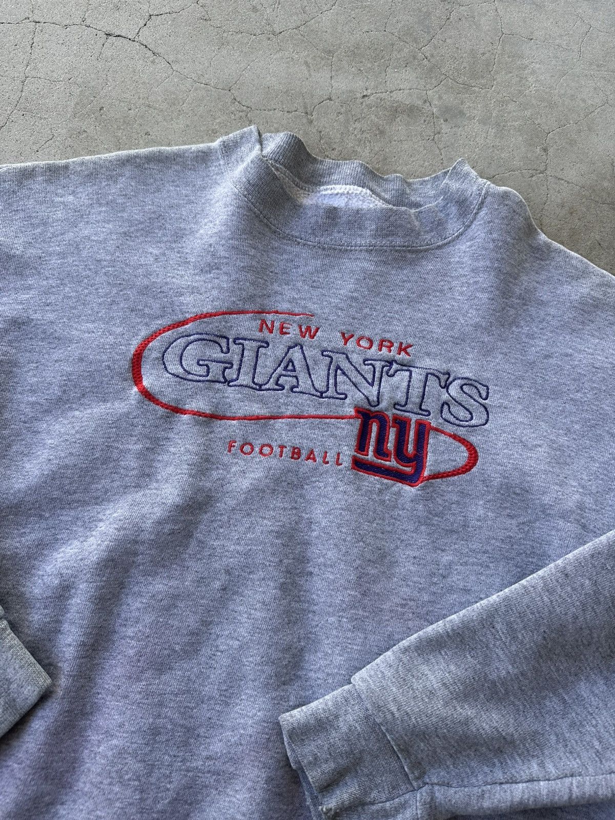 NFL Vintage 80s NFL insane New York Giants crewneck embroidered Size US L / EU 52-54 / 3 - 1 Thumbnail