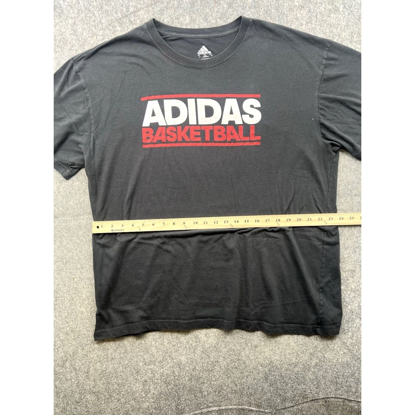 Adidas adidas Basketball Red Black White Men's Graphic T-Shirt 2XL Crew Neck Short Sleeve Logo Sports 2020s Mens Size US XXL / EU 58 / 5 - 2 Thumbnail