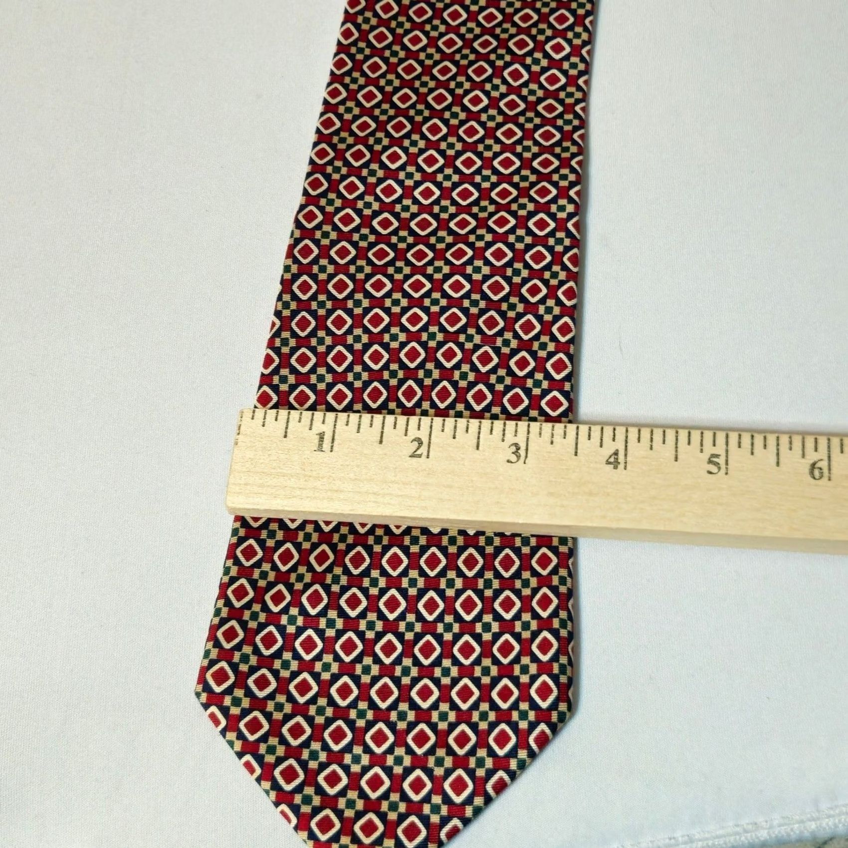 Brooks Brothers Brooks Brothers Tie Mens Red Geometric Medallion Silk Hand Made USA Size ONE SIZE - 4 Thumbnail