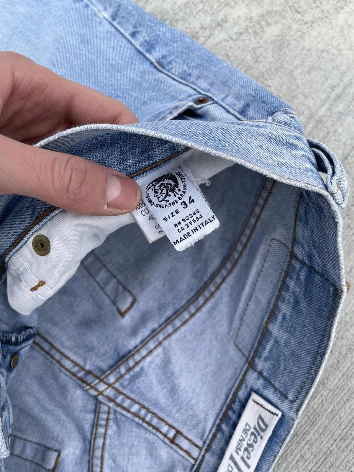 Diesel × Vintage Vintage Diesel jeans stacked jeans Size US 34 / EU 50 - 8 Thumbnail