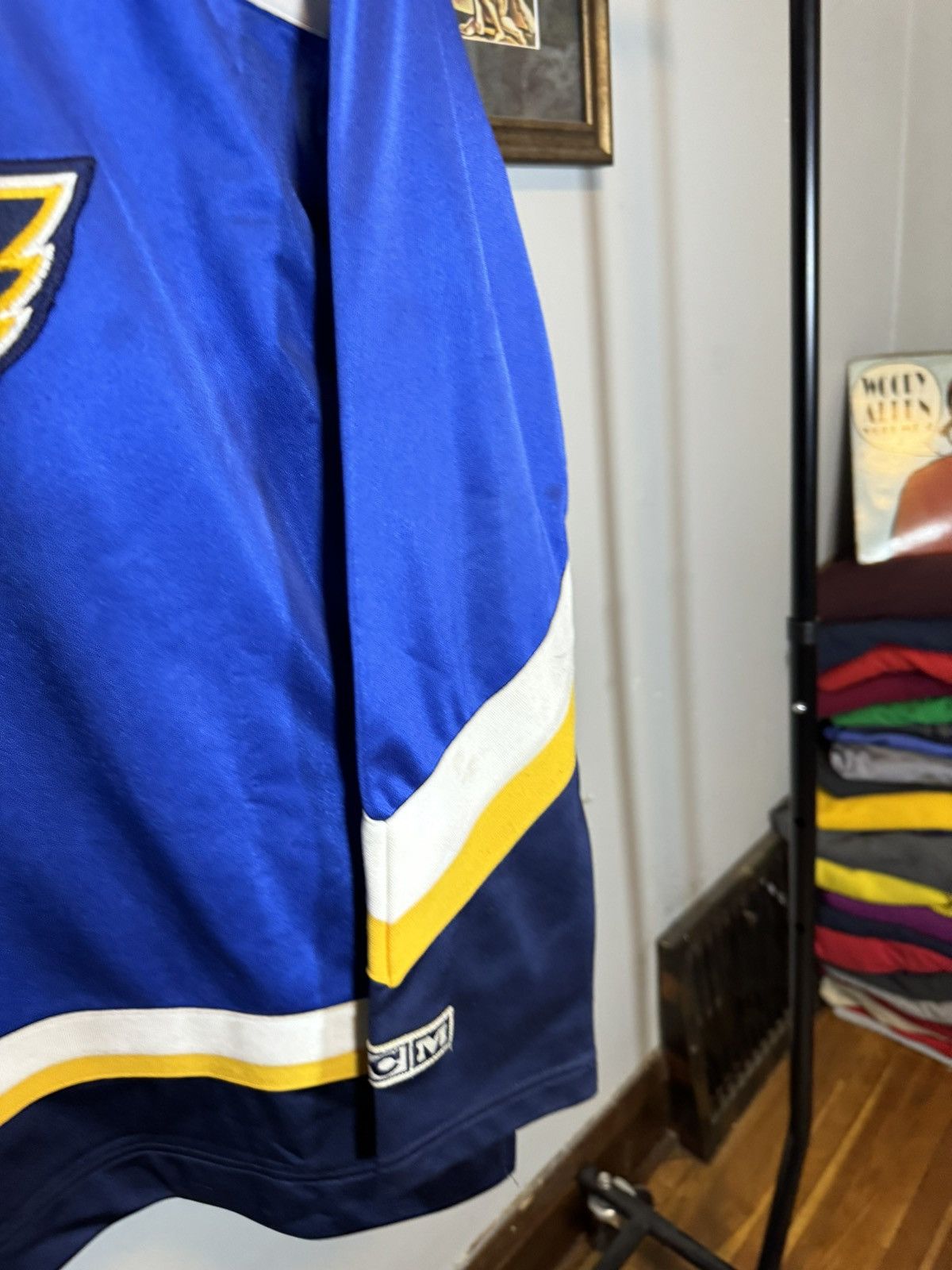 Ccm Women’s St Louis Blues CCM Hockey Jersey Sz XS Size XS / US 0-2 / IT 36-38 - 2 Thumbnail