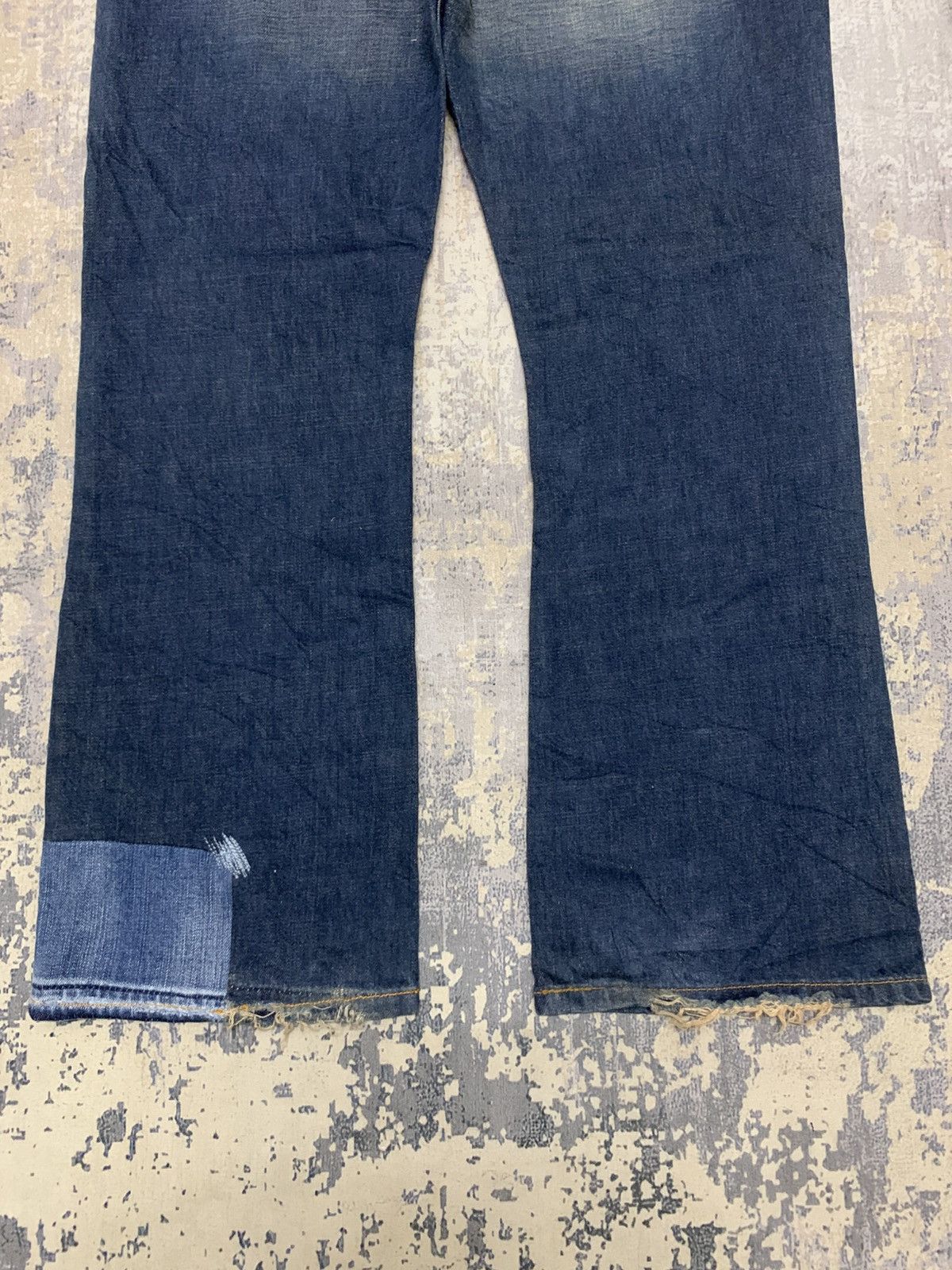 Levi's Vintage Levis 527 Bootcut Distressed Jeans 35x31 Size US 35 - 8 Thumbnail