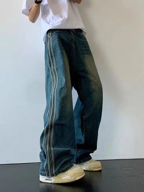 VIBE Vintage casual micro flare baggy jeans Size US 32 / EU 48 - 1 Thumbnail