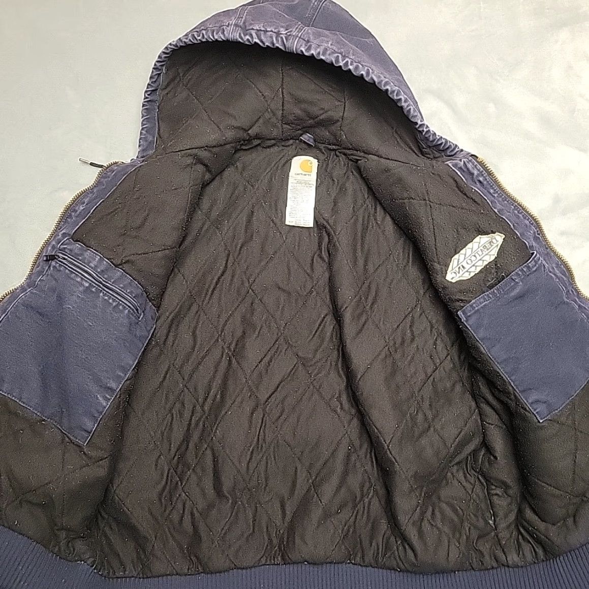 Carhartt VINTAGE Carhartt Jacket Mens L Blue Duck Canvas Hooded Black Quilt Lined J130 MDT Workwear Size US L / EU 52-54 / 3 - 3 Thumbnail