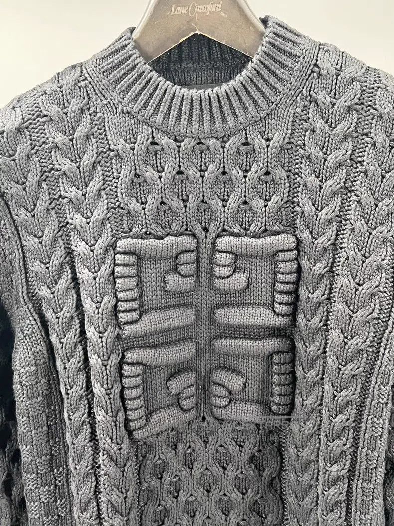 Givenchy Givenchy Men's Knit Sweater (Made in Italy, Chunky Knit, C Size US XS / EU 42 / 0 - 1 Thumbnail