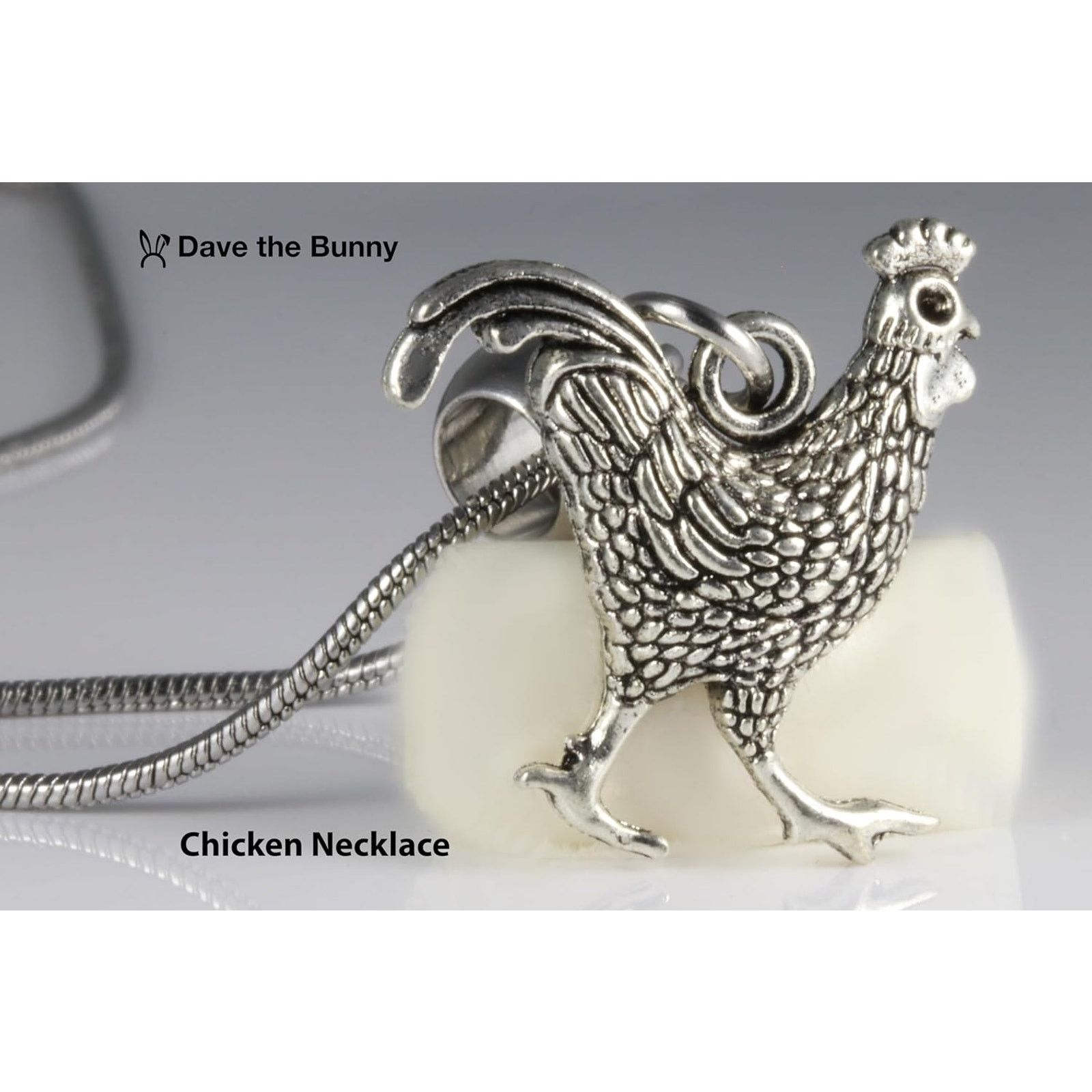 & Other Stories Chicken Necklace Chicken Decor and Chicken Things Size ONE SIZE - 4 Thumbnail