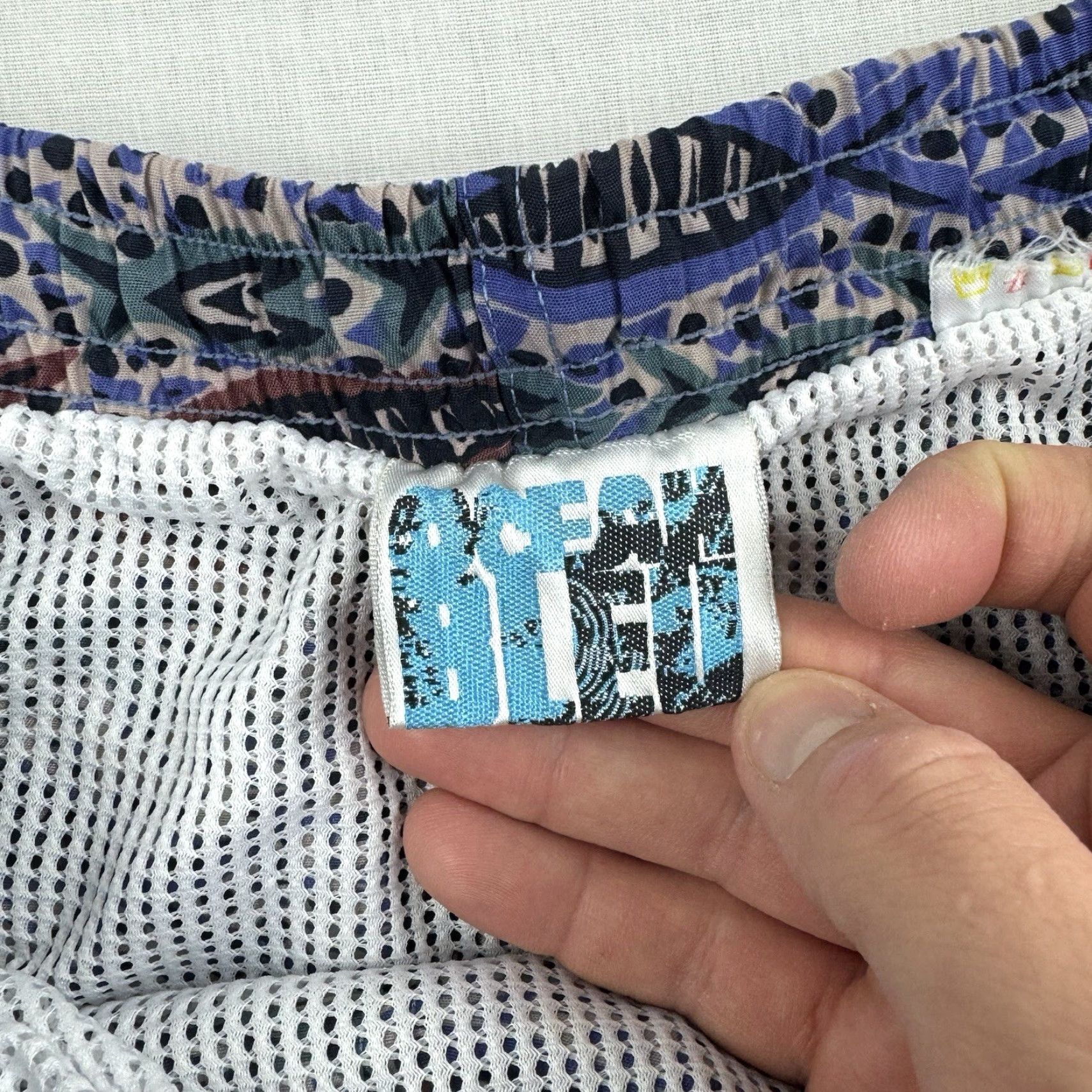 Vintage VINTAGE Ocean Bleu Swim Trunks Adult XL Blue Fish Print Trunks 90s Mens Swim Bottom Ocean Bleu Blue 90s Mens Size US 36 / EU 52 - 5 Thumbnail