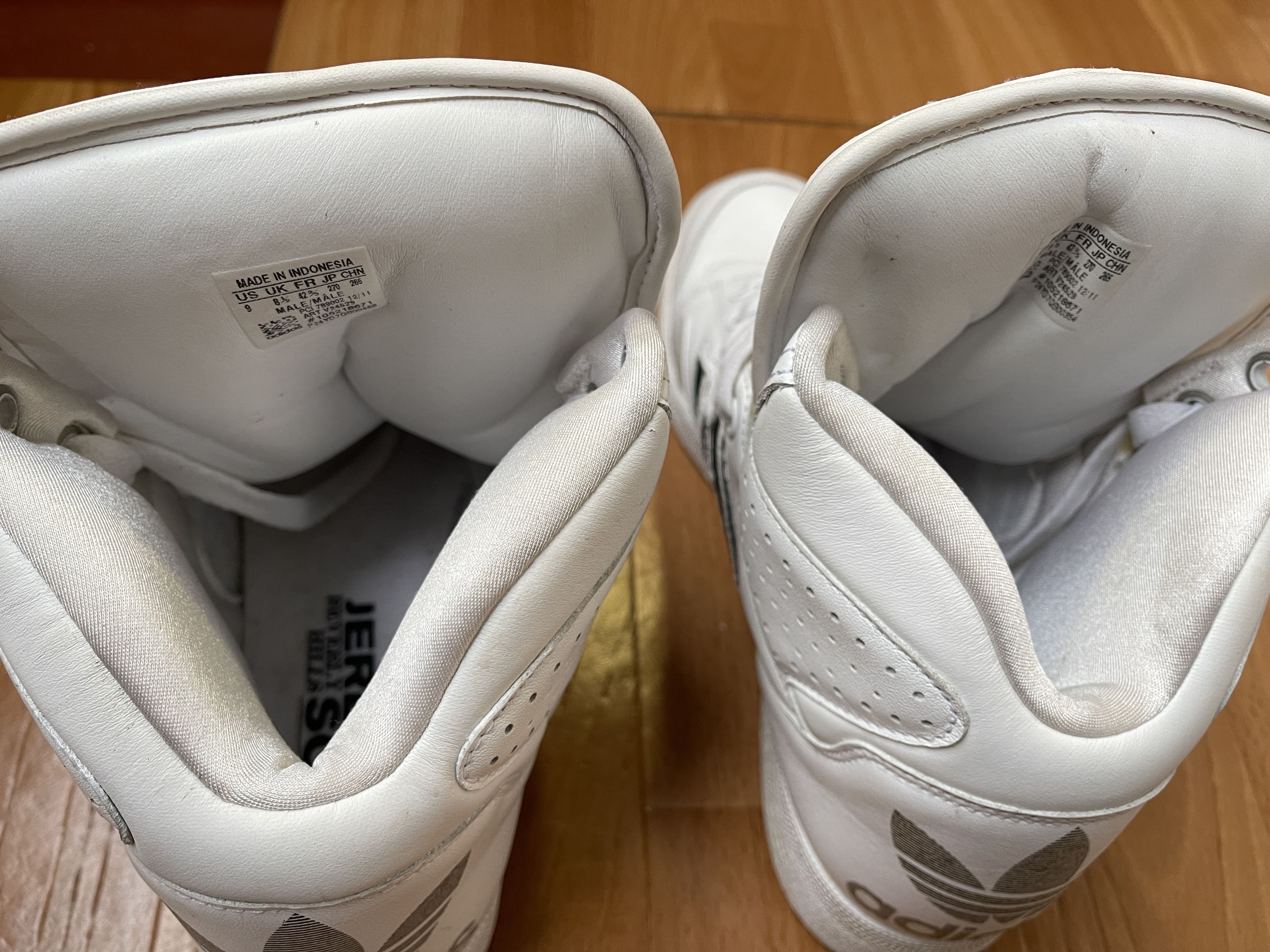 Adidas × Jeremy Scott Adidas sneakers, Jeremy Scott Instinct, Hi Top shoes, V24529 Size US 9 / EU 42 - 17 Thumbnail