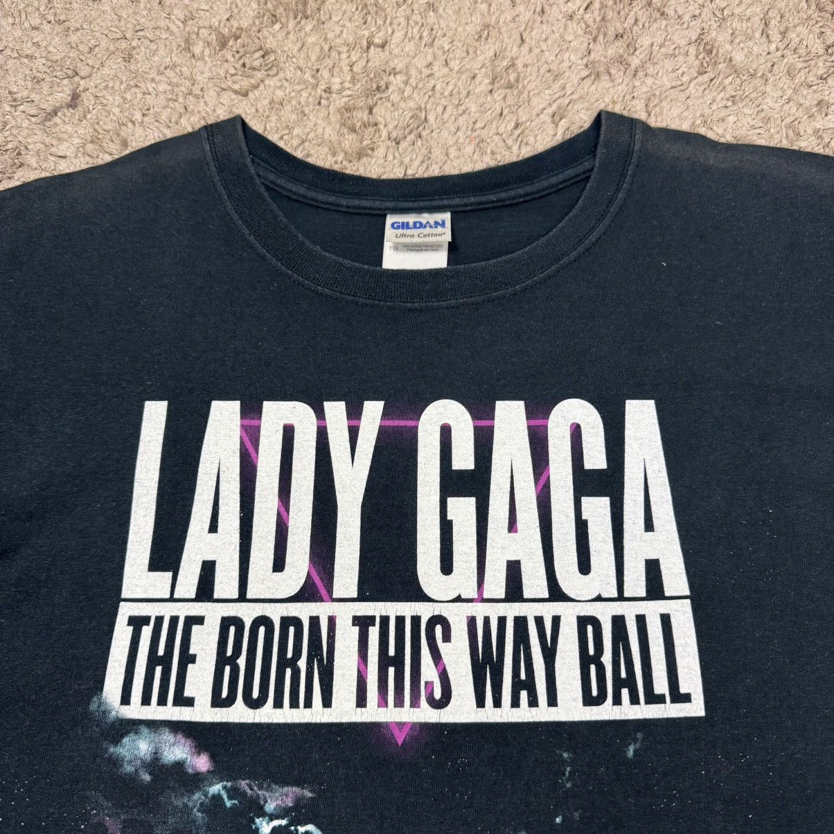 Band Tees LADY GAGA The Born This Way Ball T-shirt Size US XL / EU 56 / 4 - 7 Thumbnail