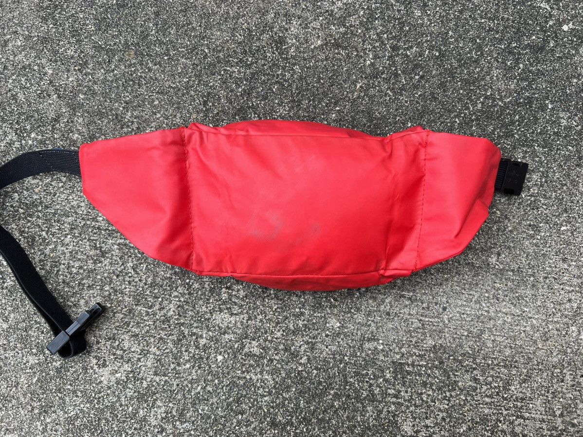 Ferrari RARE!! Vintage 90s Magnetti Marelli Ferrari Red Waist Bag Size ONE SIZE - 13 Thumbnail