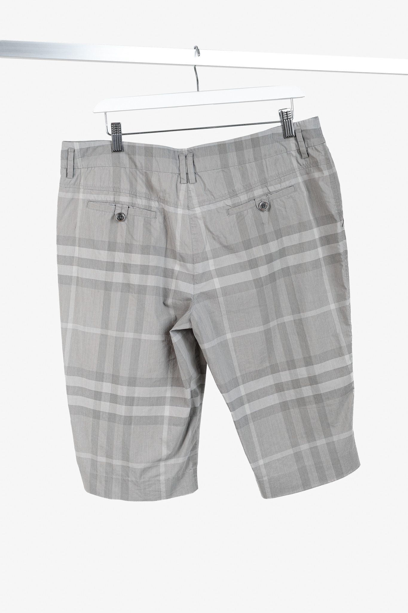 Burberry Burberry Slim City Grey Check Bermuda Shorts Size 34" / US 12 / IT 48 - 2 Thumbnail