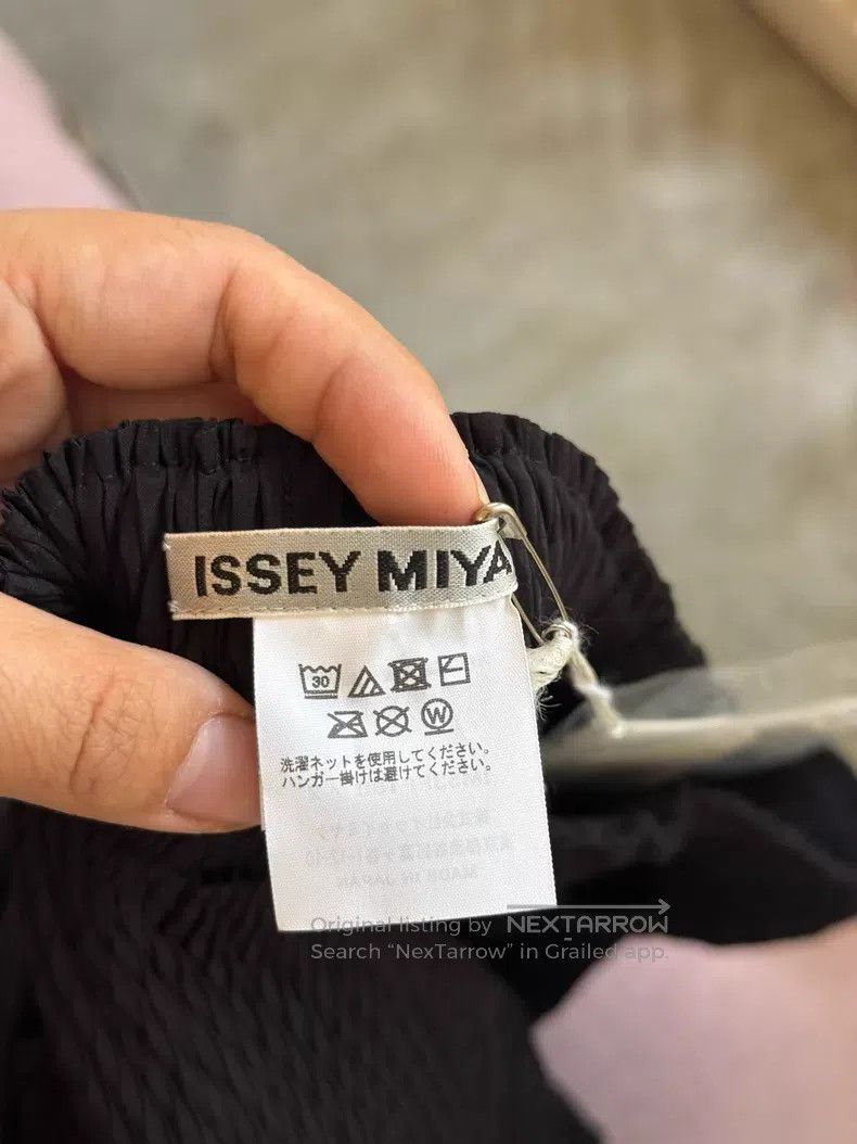 Issey Miyake Issey Miyake Black Fish-scale Seaweed Pants Size 25" / US 0 / IT 36 - 6 Thumbnail