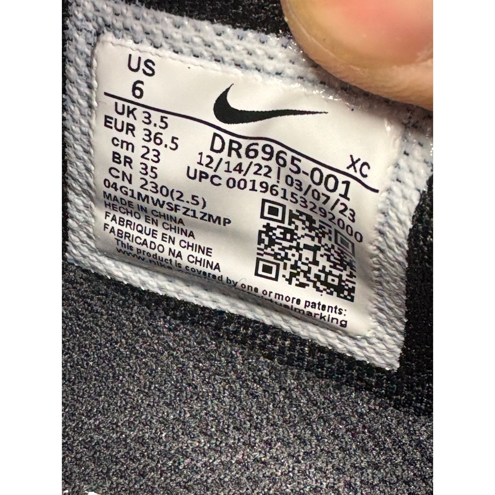 Nike Nike Air Zoom Vapor 11 Hard Court Tennis Shoes Women 6 Black Size US 6 / IT 36 - 8 Thumbnail