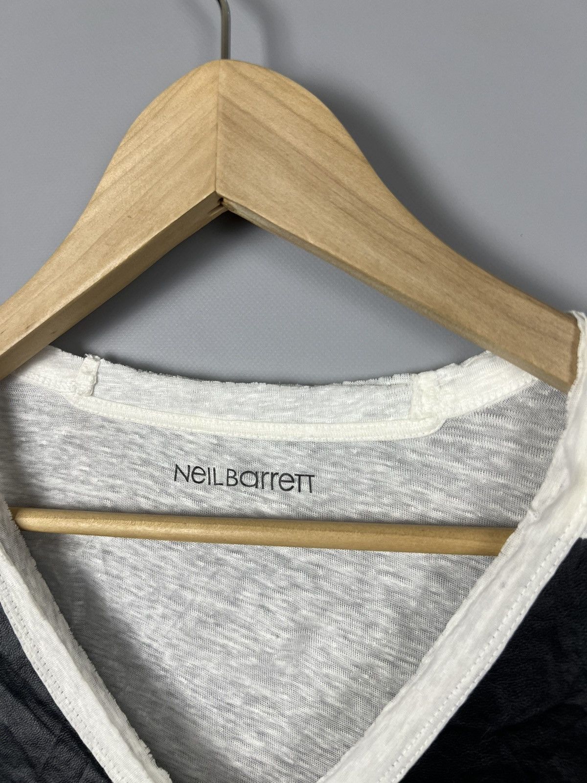 Neil Barrett NEIL BARRET V-NECK GLAM TEE RARE Size US M / EU 48-50 / 2 - 2 Thumbnail