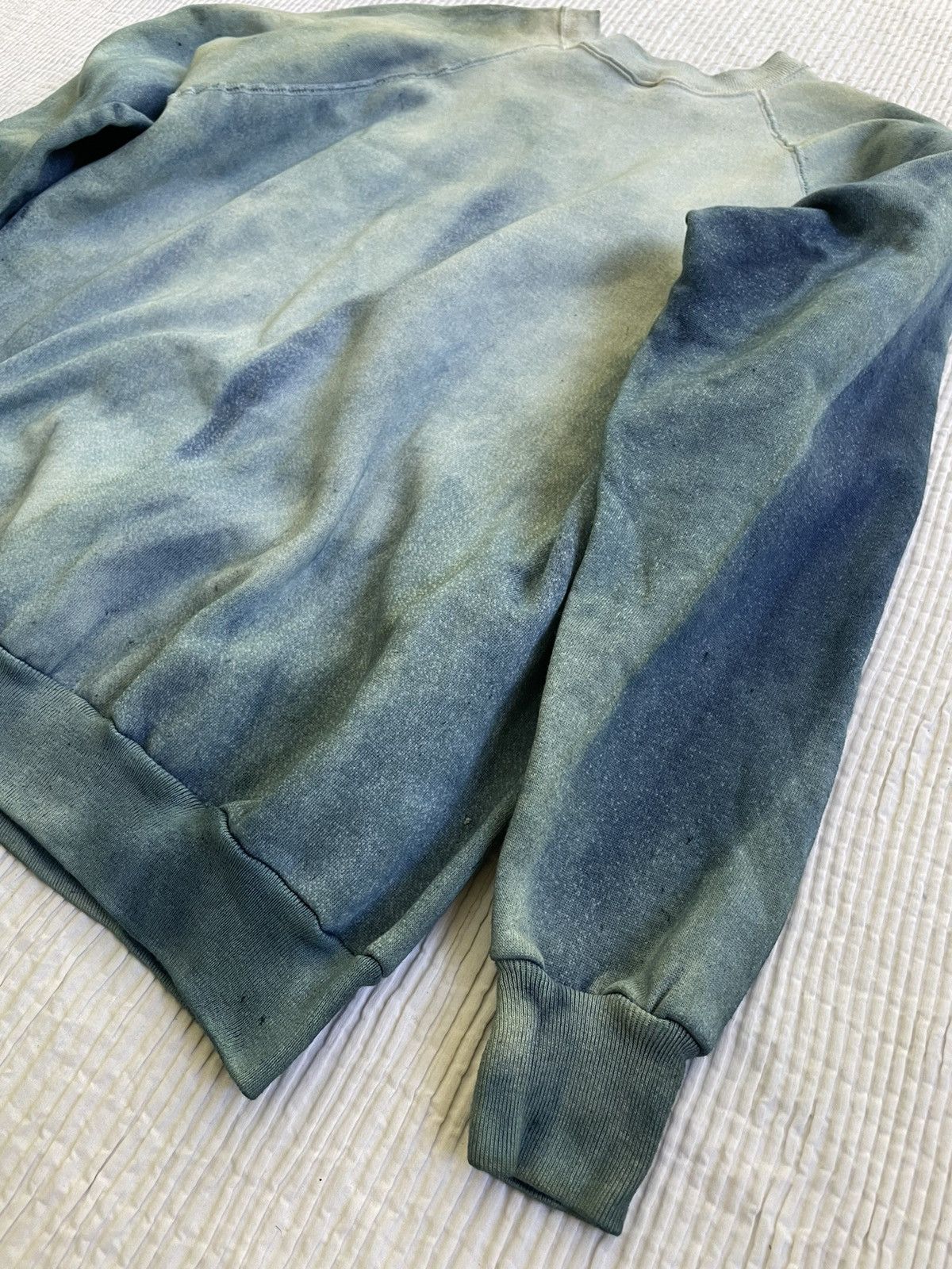 Indigo Indigo Dyed Sun Faded Crewneck Sweatshirt Size US L / EU 52-54 / 3 - 12 Thumbnail