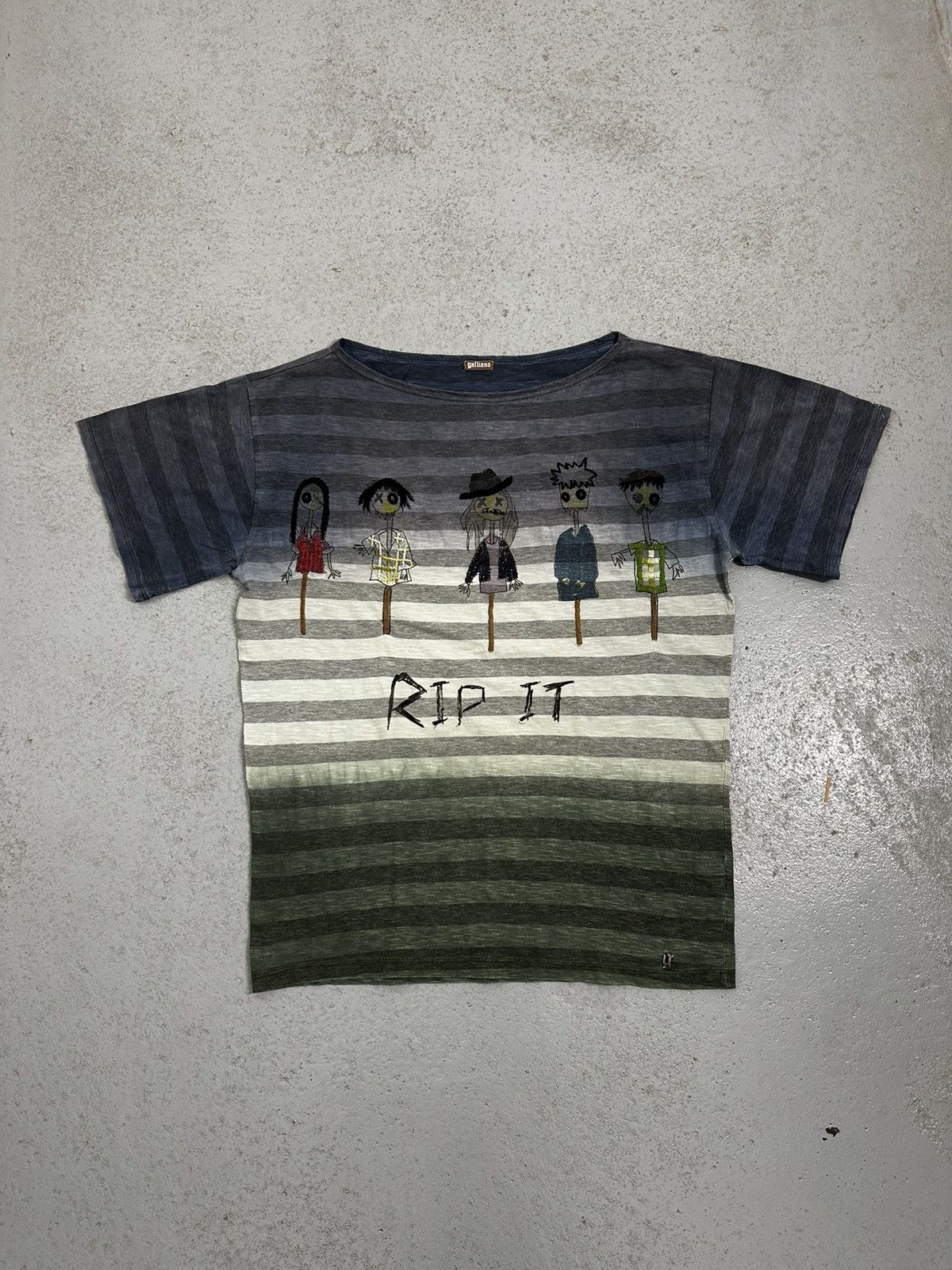 John Galliano Vintage 00s John Galliano Rip It Unisex Tee Size US L / EU 52-54 / 3 - 1 Thumbnail