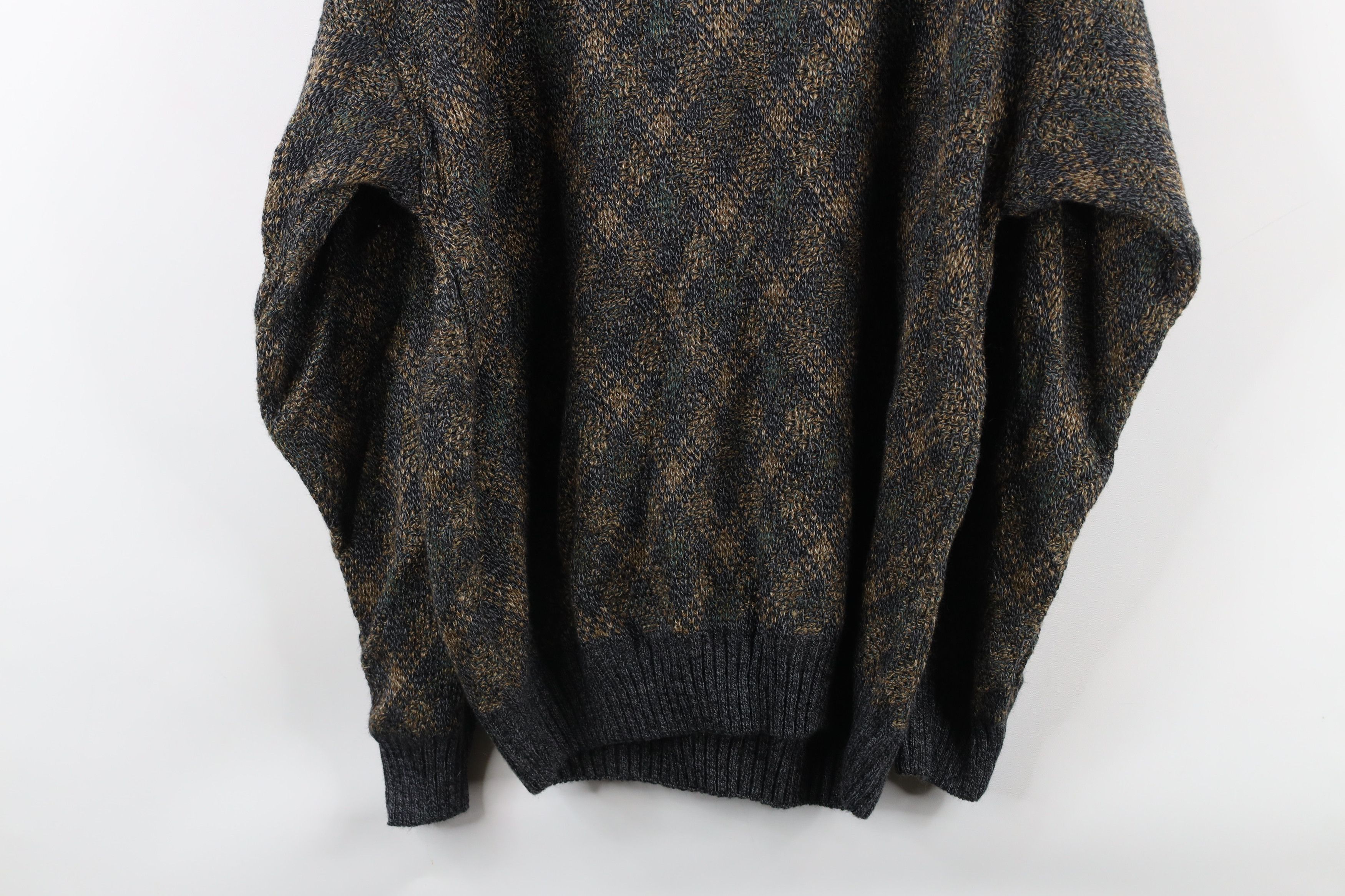 Vintage Vintage 90s Coogi Style Rainbow Argyle Diamond Knit Sweater Size US XXL / EU 58 / 5 - 7 Thumbnail