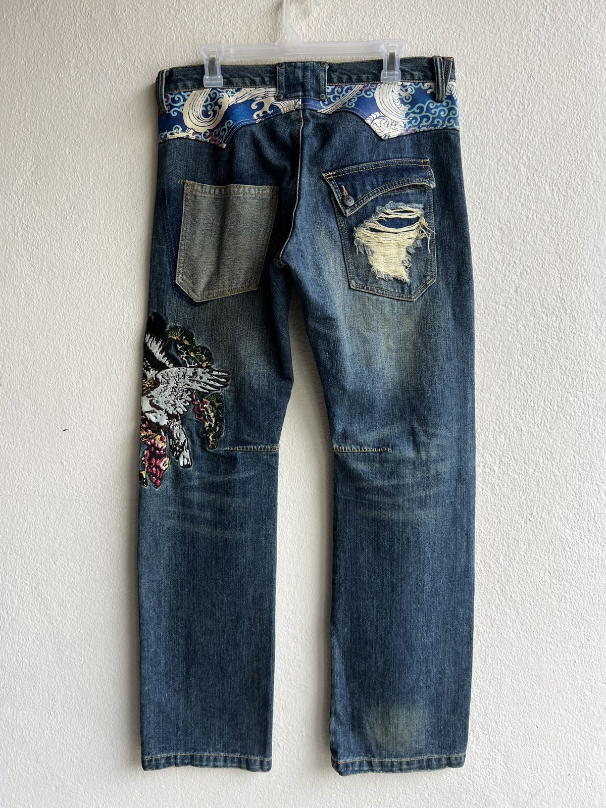 Vintage Dirty Mud Japan Brand Rips Eagle Embroidery Distress Jeans Size US 31 - 23 Thumbnail