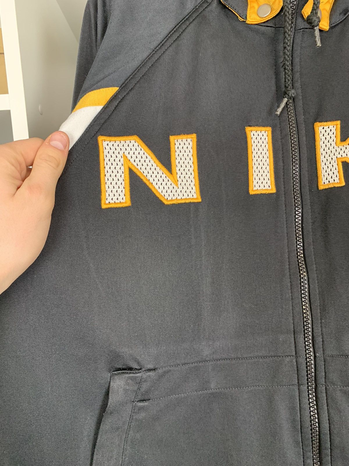 Vintage Vintage Nike Big Logo Zip Hoodie Size US XS / EU 42 / 0 - 10 Thumbnail