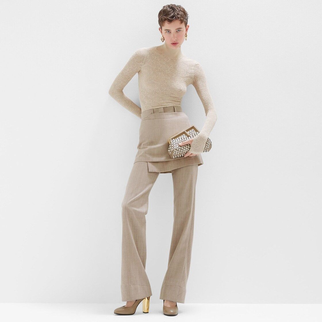 Fendi o1s1wg110925 Jumper in Beige Size S / US 4 / IT 40 - 4 Thumbnail