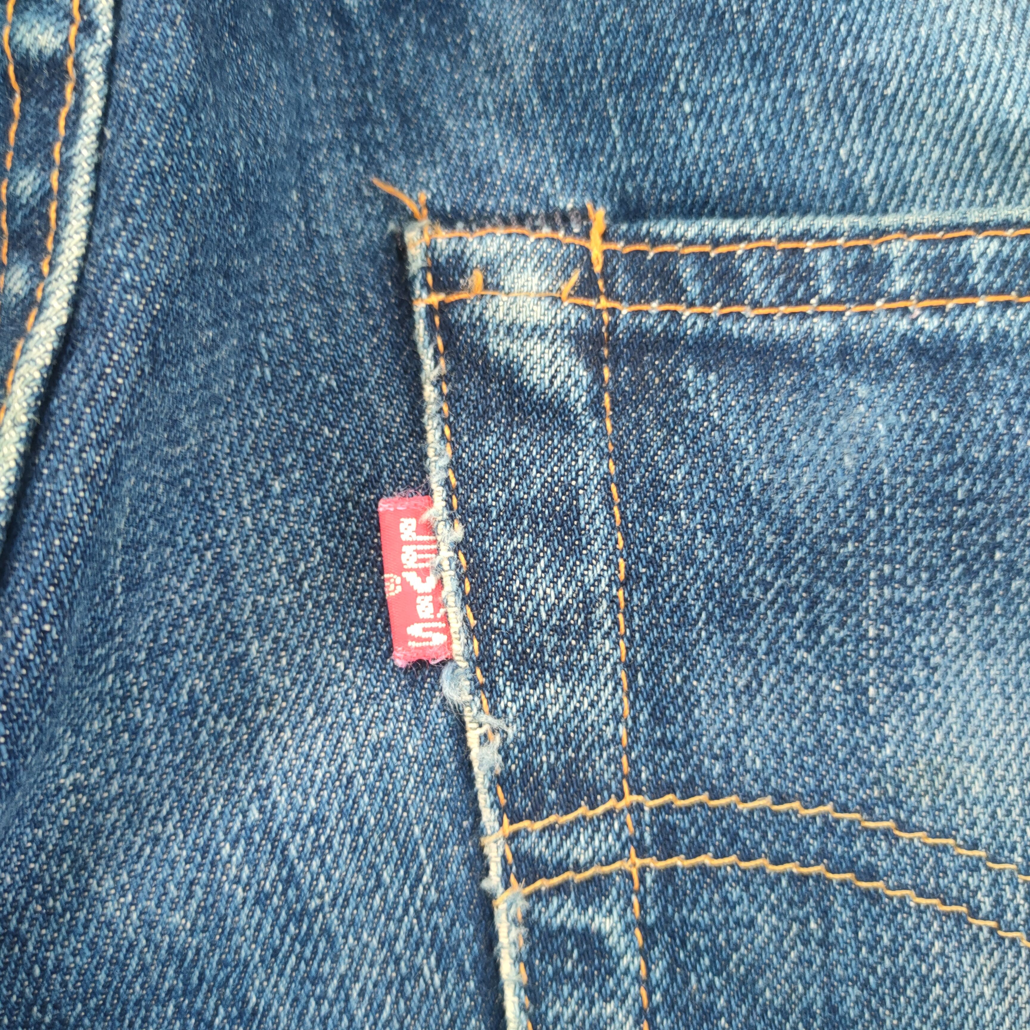 Levi's Vintage Clothing W30 VINTAGE 98' LEVI'S BIG E FADED REDLINE RIPPED JEANS PANT Size US 30 / EU 46 - 7 Thumbnail