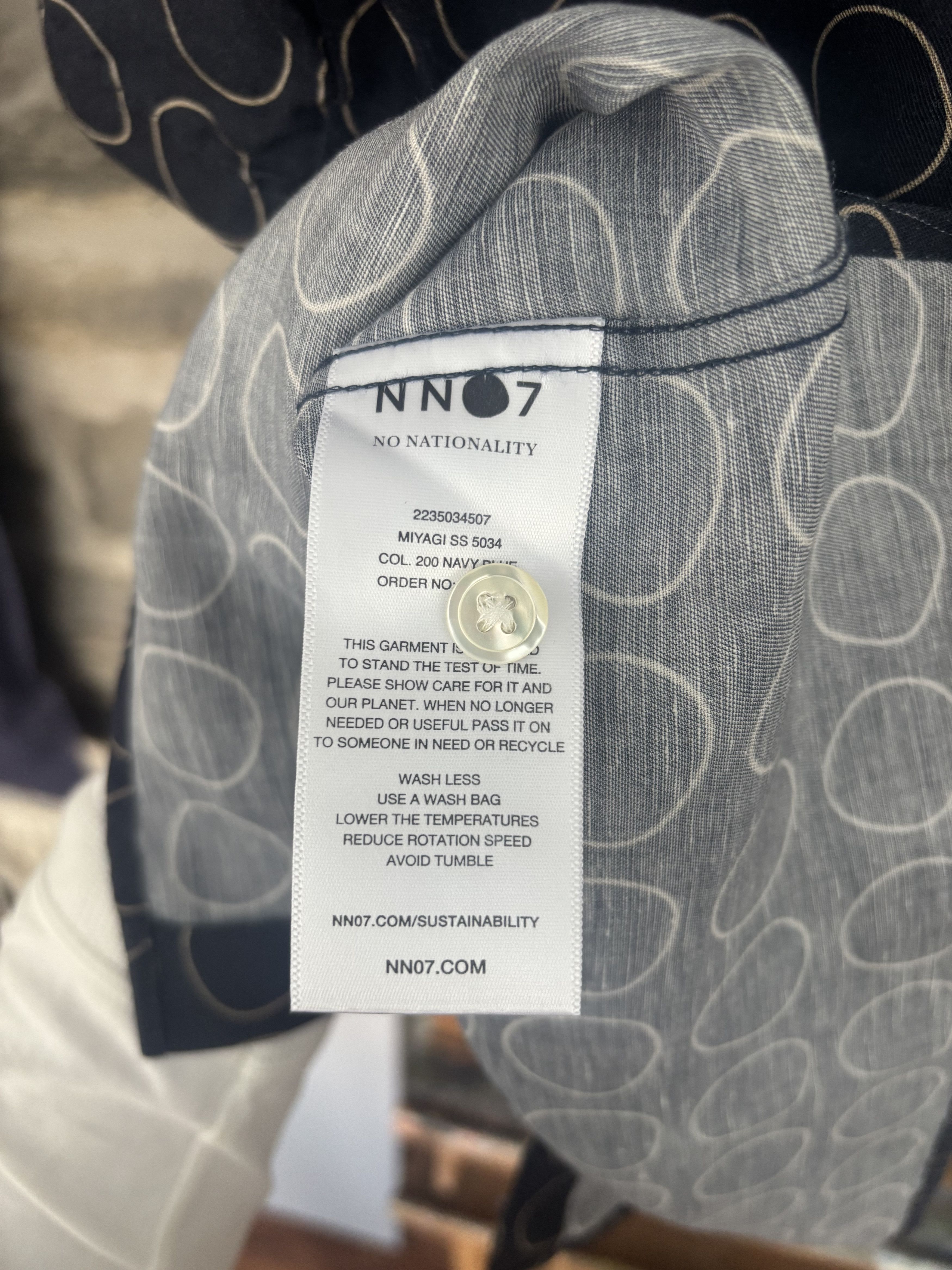 NN07 Navy and gold circle camp collar short sleeve Size US S / EU 44-46 / 1 - 5 Thumbnail