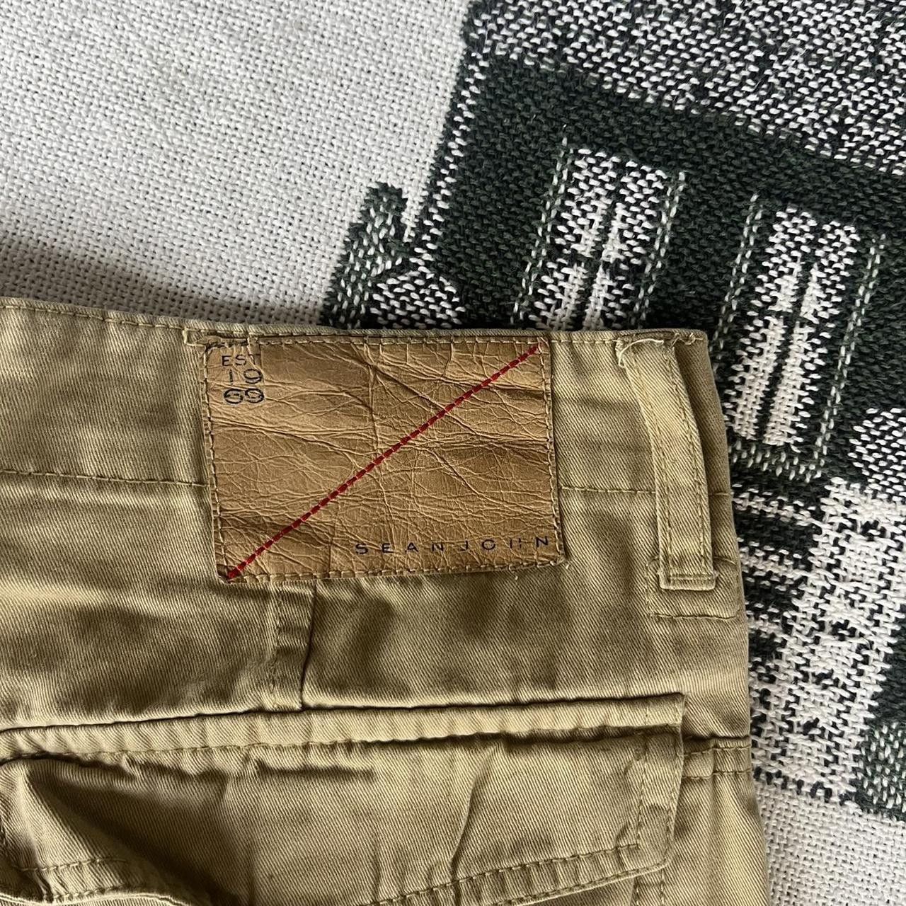 Sean John × Vintage Vintage Y2K/2000s Sean John Khaki Skater Style Cargo Shorts! Size US 32 / EU 48 - 6 Thumbnail
