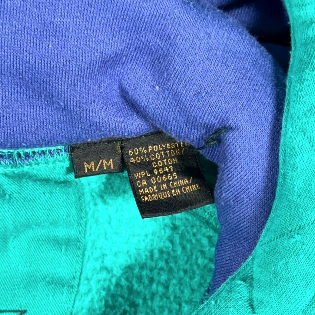 Eddie Bauer VINTAGE Eddie Bauer Sweater Shirt Adult MEDIUM Green Purple Quilted Hoodie Outdoor Y2K Size US M / EU 48-50 / 2 - 4 Thumbnail