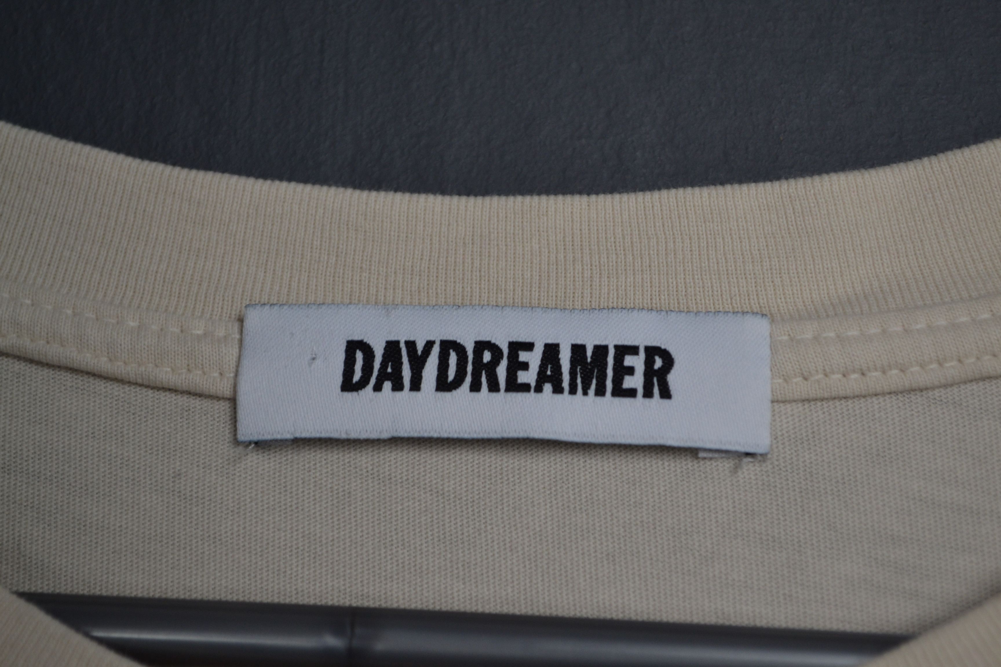 Daydreamer Daydreamer Pink Floyd Poster T-shirt Size ONE SIZE - 7 Thumbnail