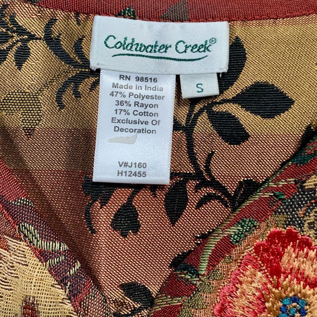 Coldwater Creek Vintage Coldwater Creek Vest Burgundy Floral Tapestry Patchw Size S / US 4 / IT 40 - 9 Thumbnail
