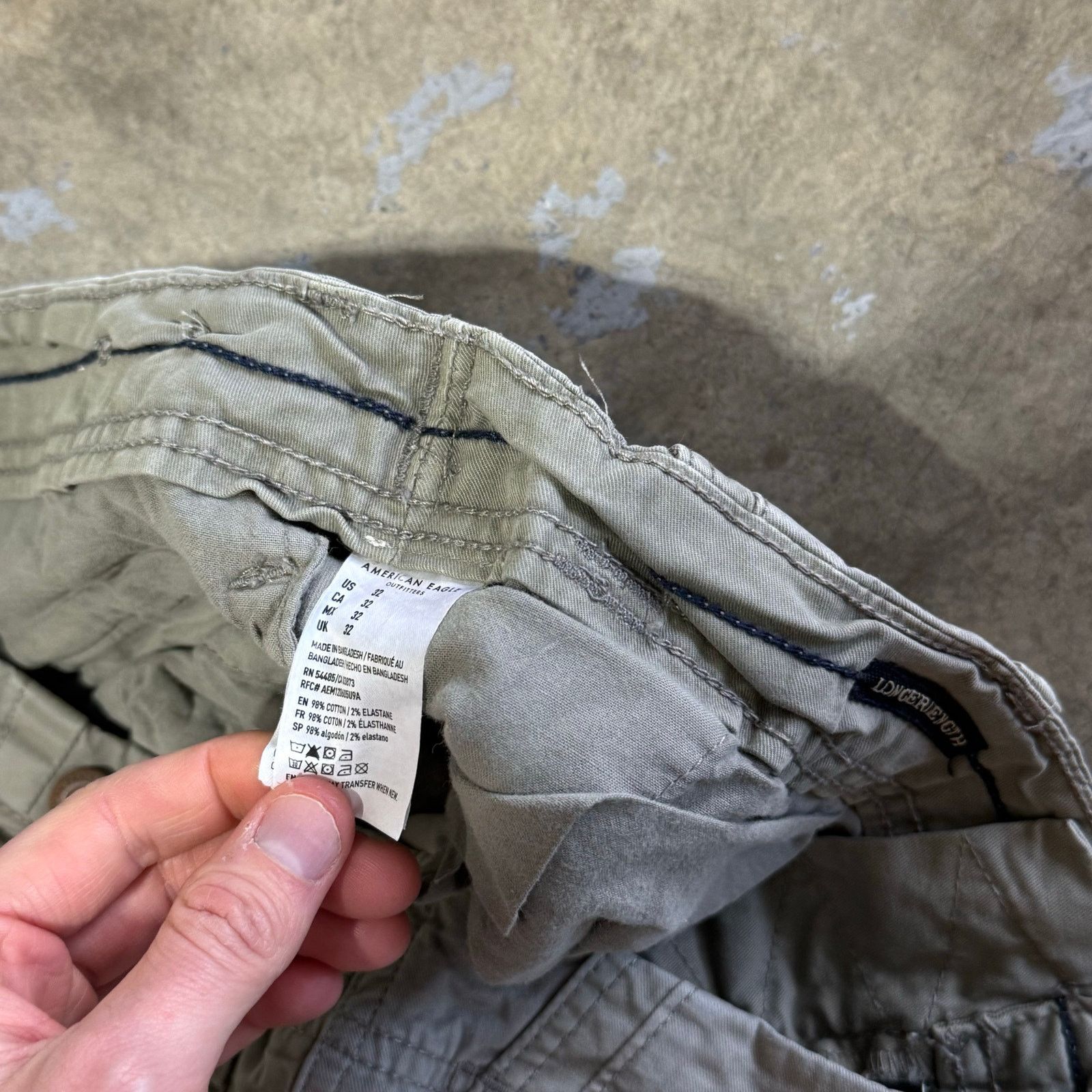 American Eagle Outfitters Vintage Y2K American Eagle Baggy Cargo Shorts Size US 32 / EU 48 - 4 Thumbnail