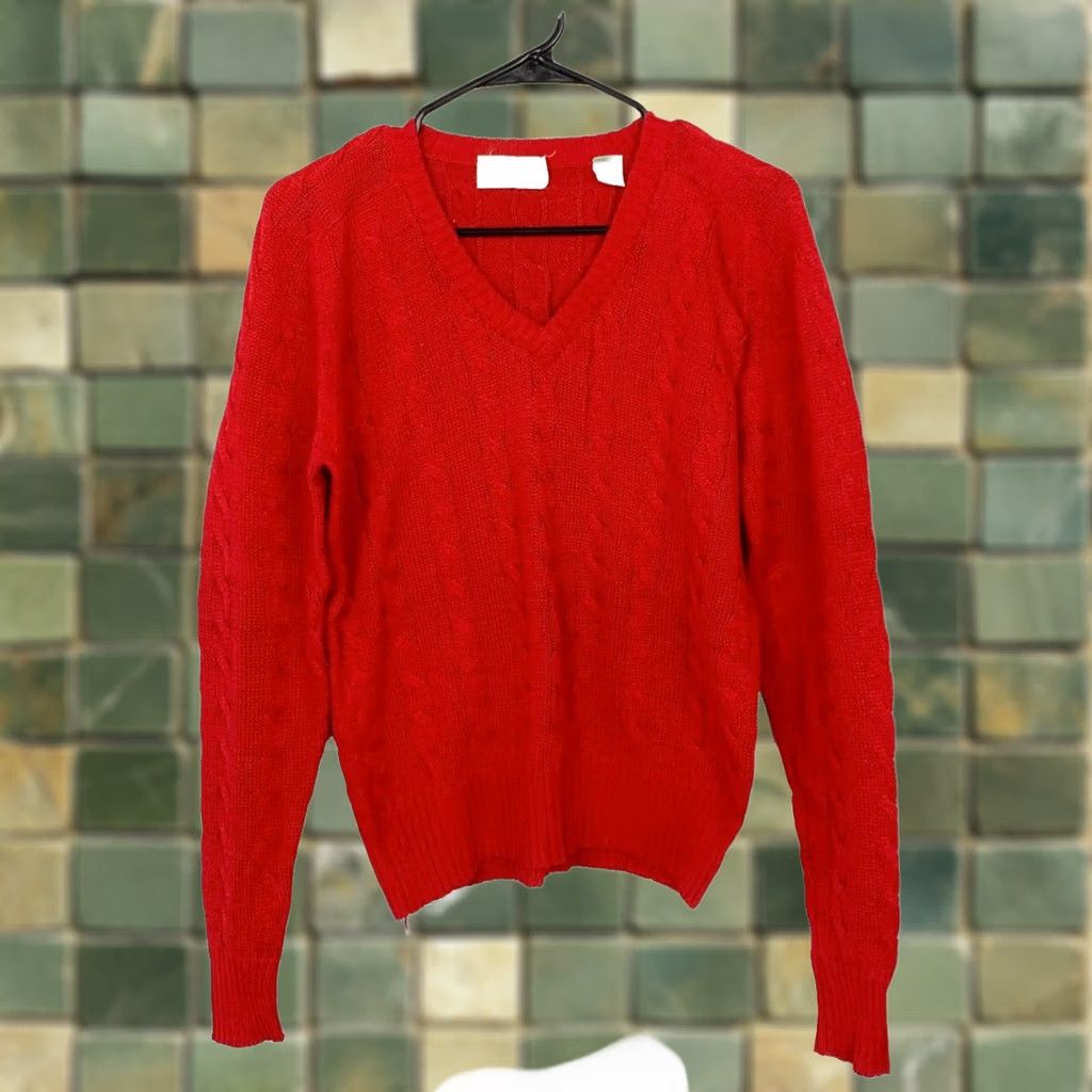 Countess Mara VINTAGE Countess Mara Jack Henry Red Cable Knit V-Neck Red Sweater Mens M Size US M / EU 48-50 / 2 - 1 Thumbnail