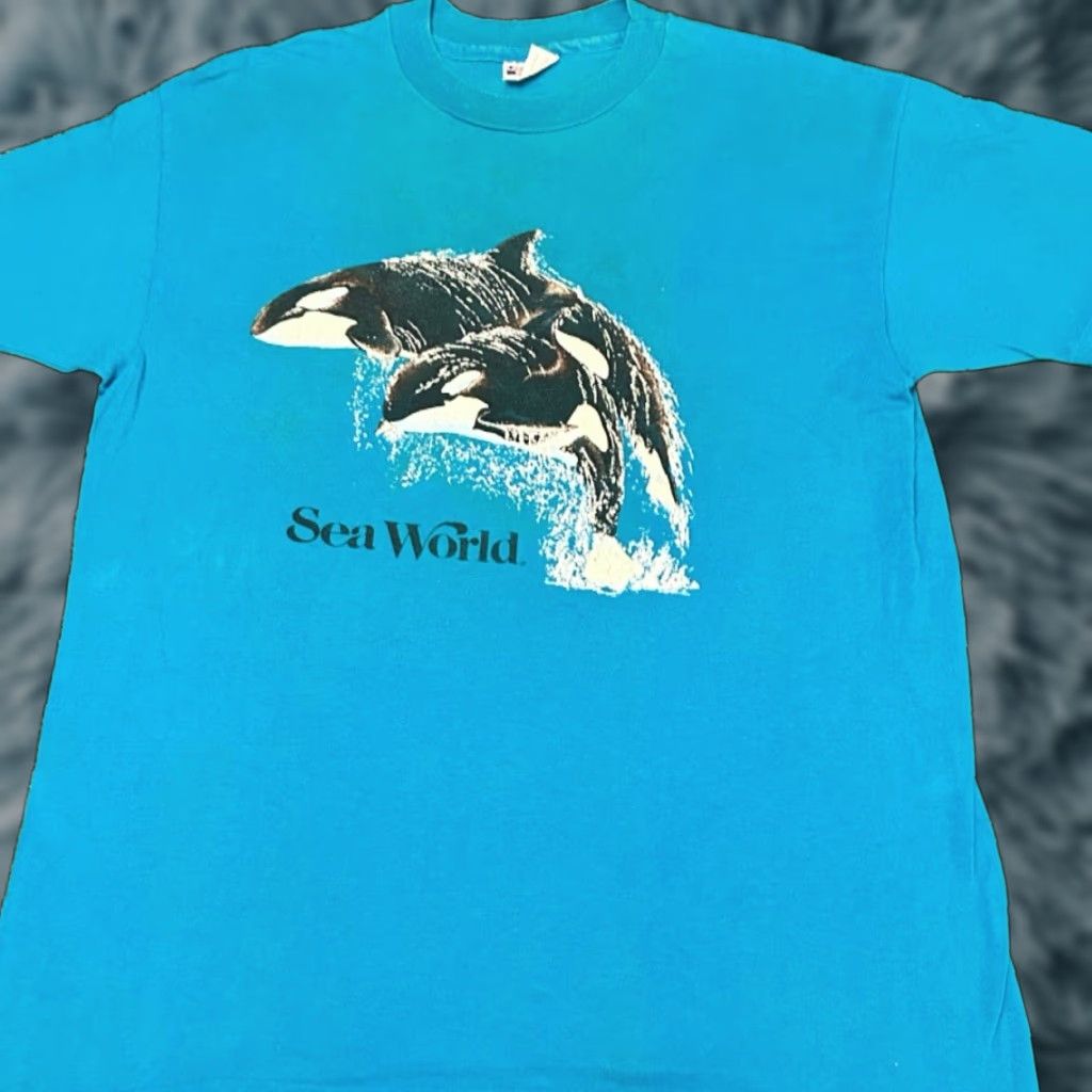 Vintage VINTAGE Sea World Shamu Orca Killer Whale Nature VTG Shirt Mens XL Blue 90s Animals USA Size US XL / EU 56 / 4 - 1 Thumbnail