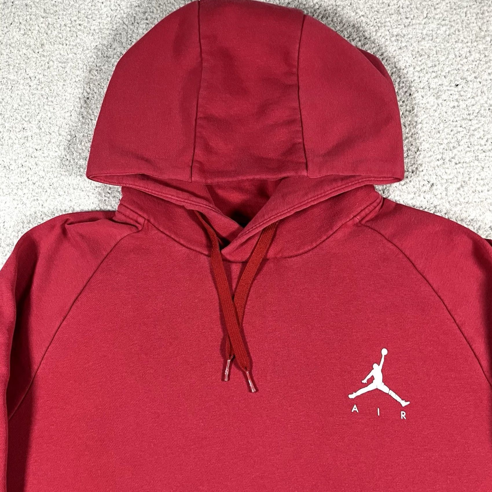 Jordan Brand Air Jordan Hoodie Men XL Red Pullover Jumpman Basketball Sweatshirt Classic Size US XL / EU 56 / 4 - 6 Thumbnail