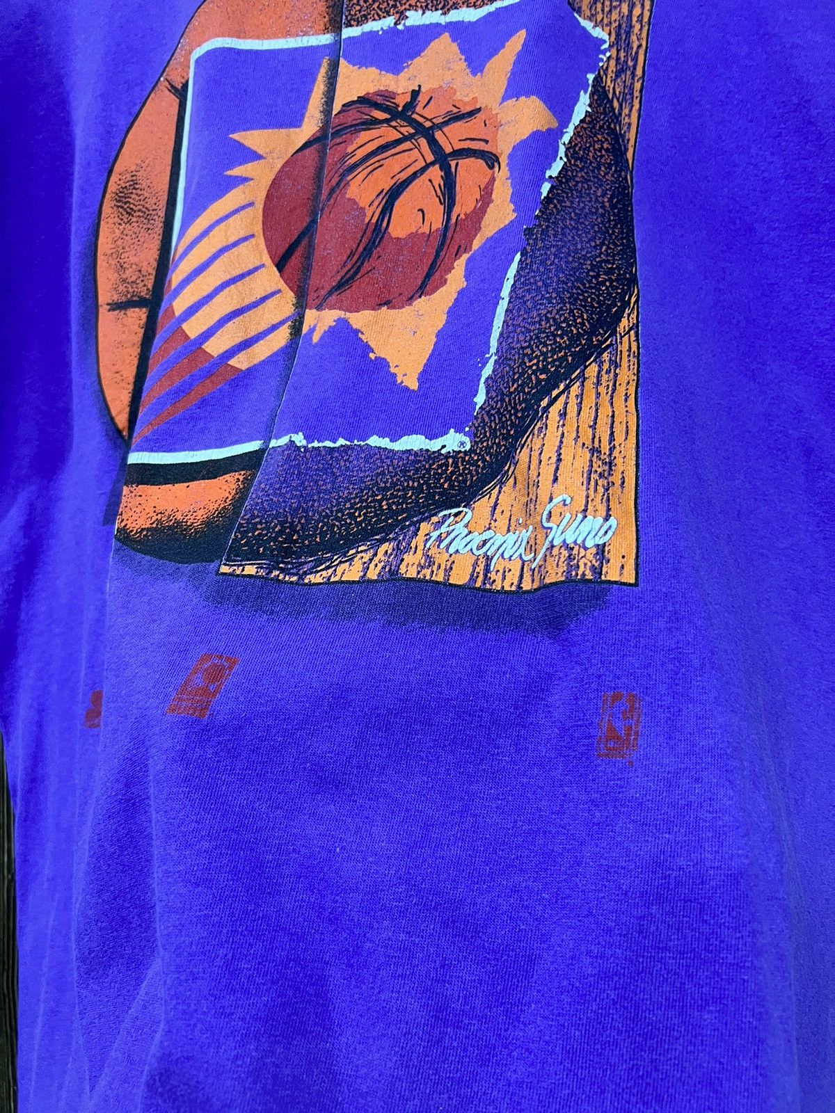 NBA × Vintage Vintage 90s Phoenix Suns NBA OG Logo Tshirt Size US L / EU 52-54 / 3 - 3 Thumbnail