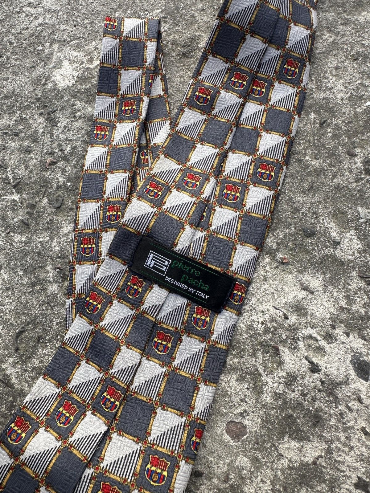 Nike Y2k vintage Nike Fc Barcelona ties Soccer Streetwear USA VTg Size ONE SIZE - 4 Thumbnail