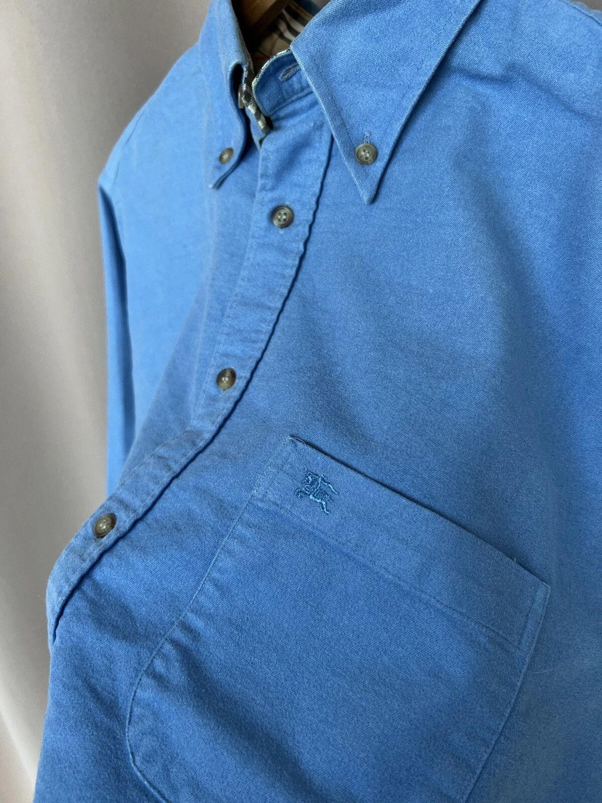 Burberry Burberry London Button Shirt Mens Size 40 or M Size US M / EU 48-50 / 2 - 9 Thumbnail
