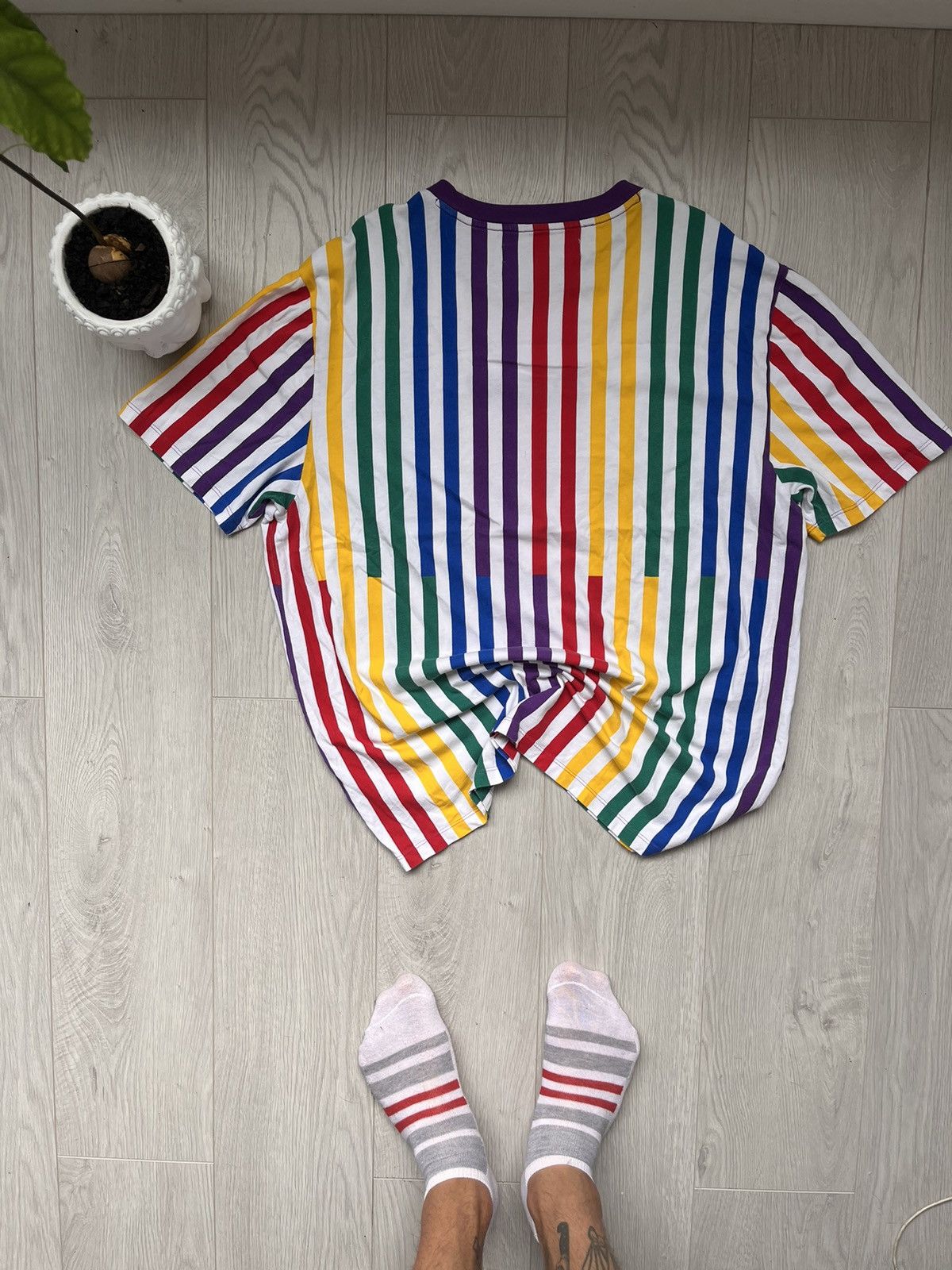 Guess × J Balvin Guess J Balvin retro style striped t shirt Size US XL / EU 56 / 4 - 2 Thumbnail